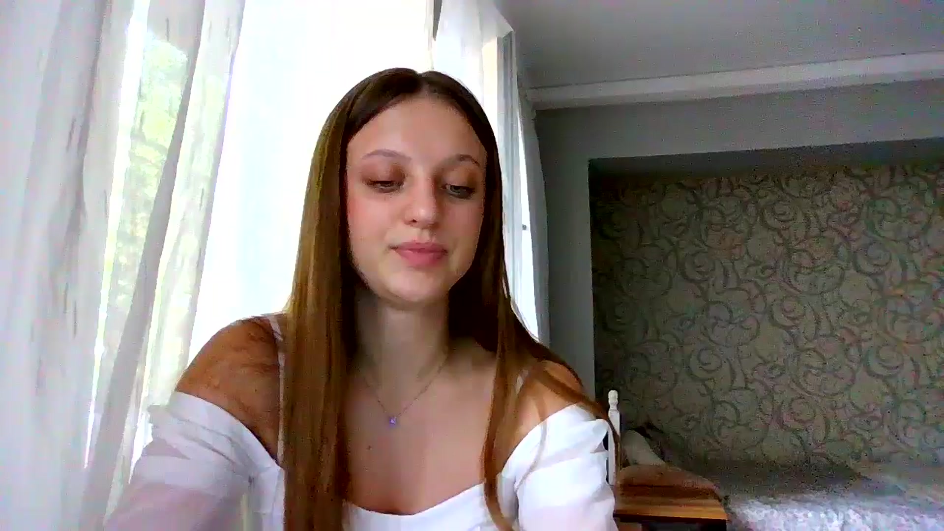Gallery image thumbnail from Evalimi's myfreecams stream on, 08/16/2025, 12:45 image 16 of 20