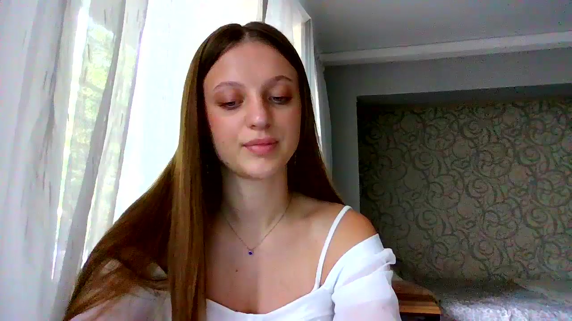Gallery image thumbnail from Evalimi's myfreecams stream on, 08/16/2025, 12:45 image 12 of 20