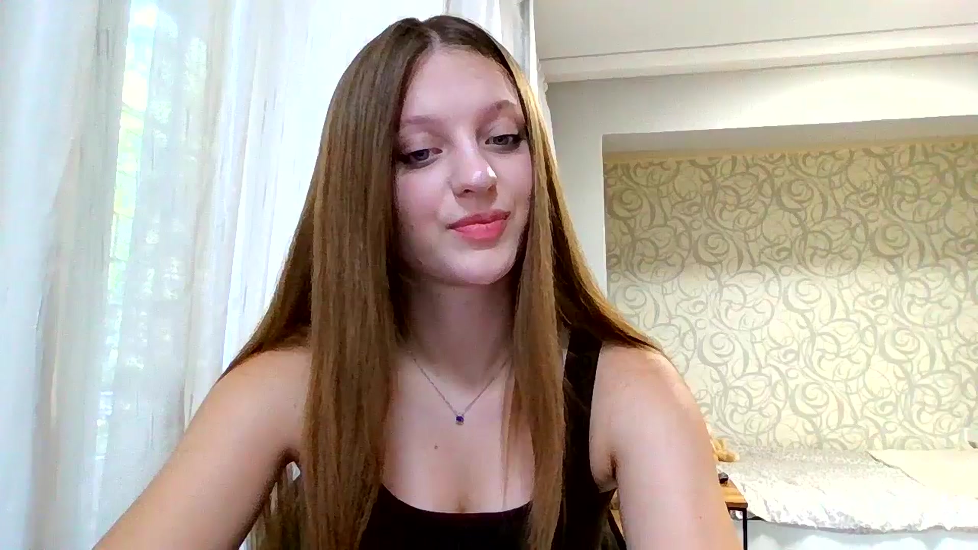 Gallery image thumbnail from Evalimi's myfreecams stream on, 08/17/2025, 12:30 image 8 of 20