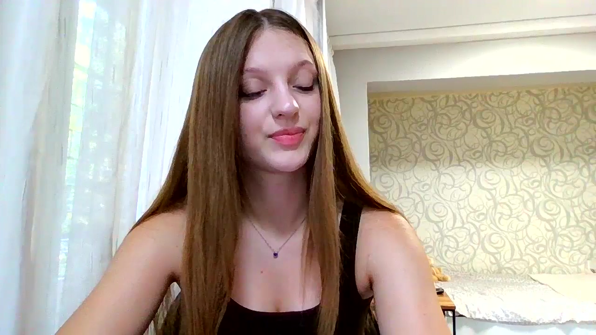 Gallery image thumbnail from Evalimi's myfreecams stream on, 08/17/2025, 12:30 image 9 of 20