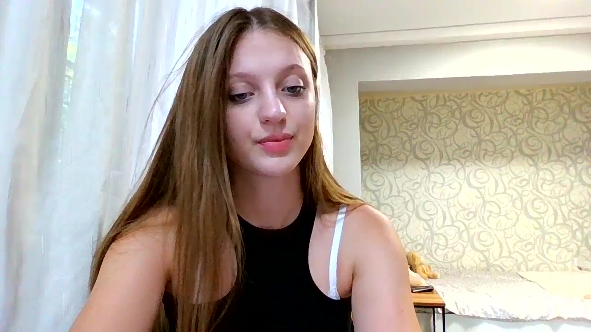 Gallery image thumbnail from Evalimi's myfreecams stream on, 08/17/2025, 13:58 image 17 of 20