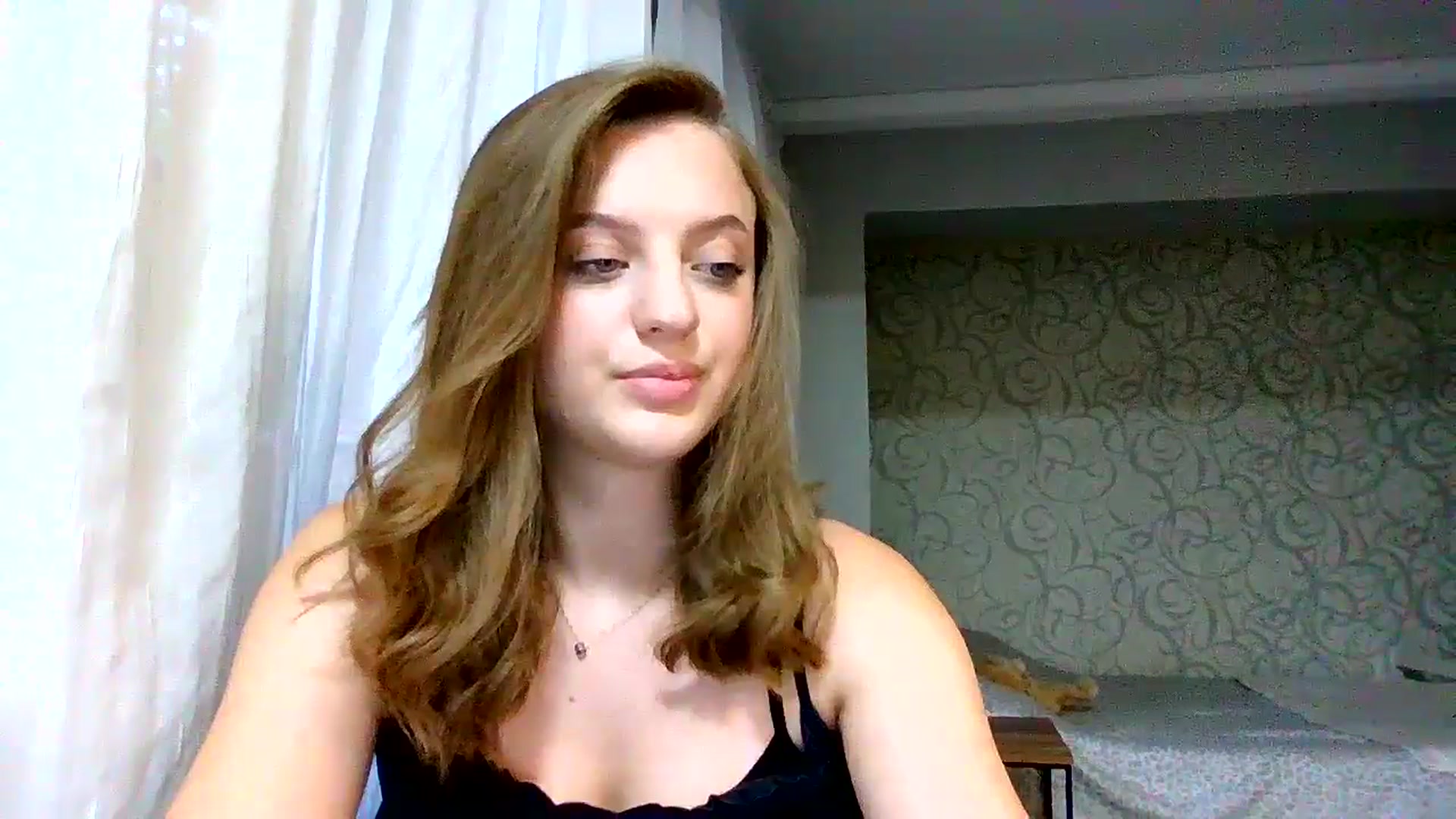 Gallery image thumbnail from Evalimi's myfreecams stream on, 08/19/2025, 15:25 image 17 of 20