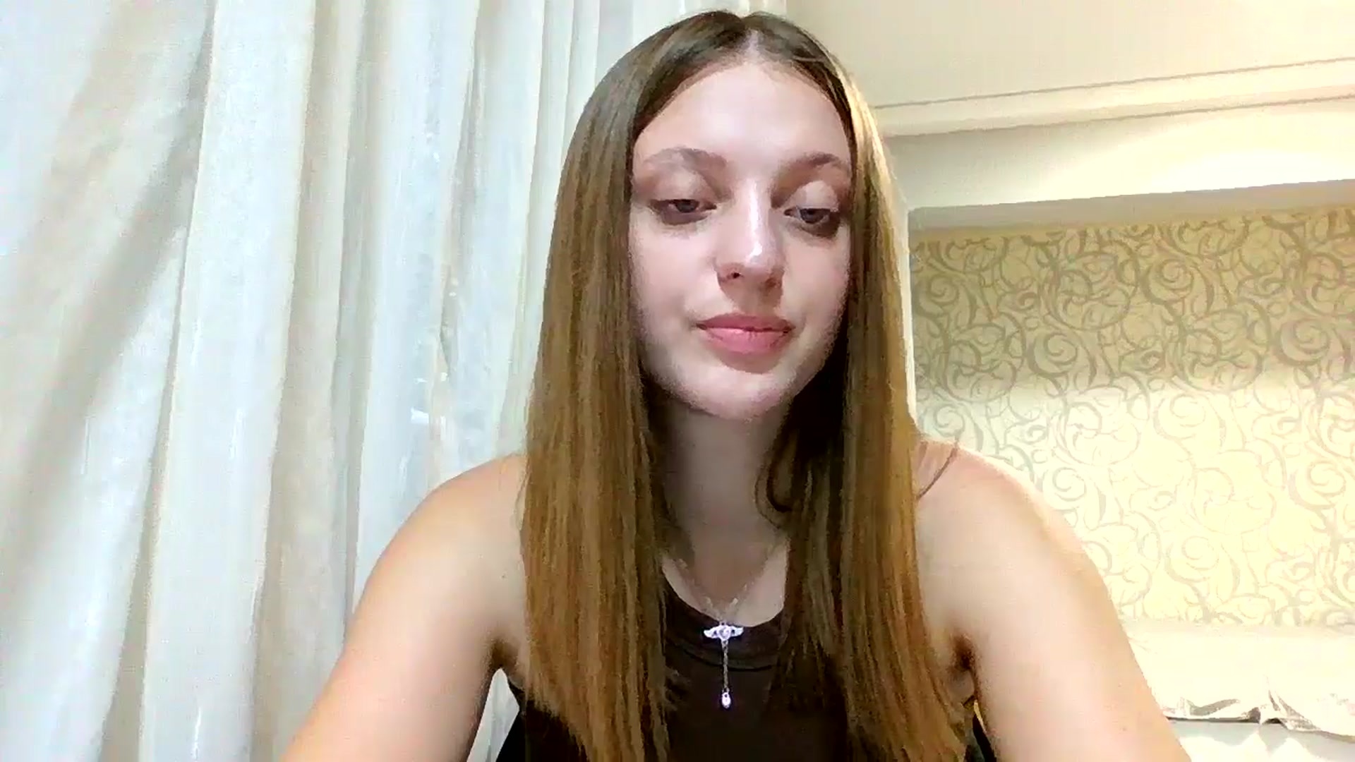 Gallery image thumbnail from Evalimi's myfreecams stream on, 09/09/2025, 14:34 image 9 of 20