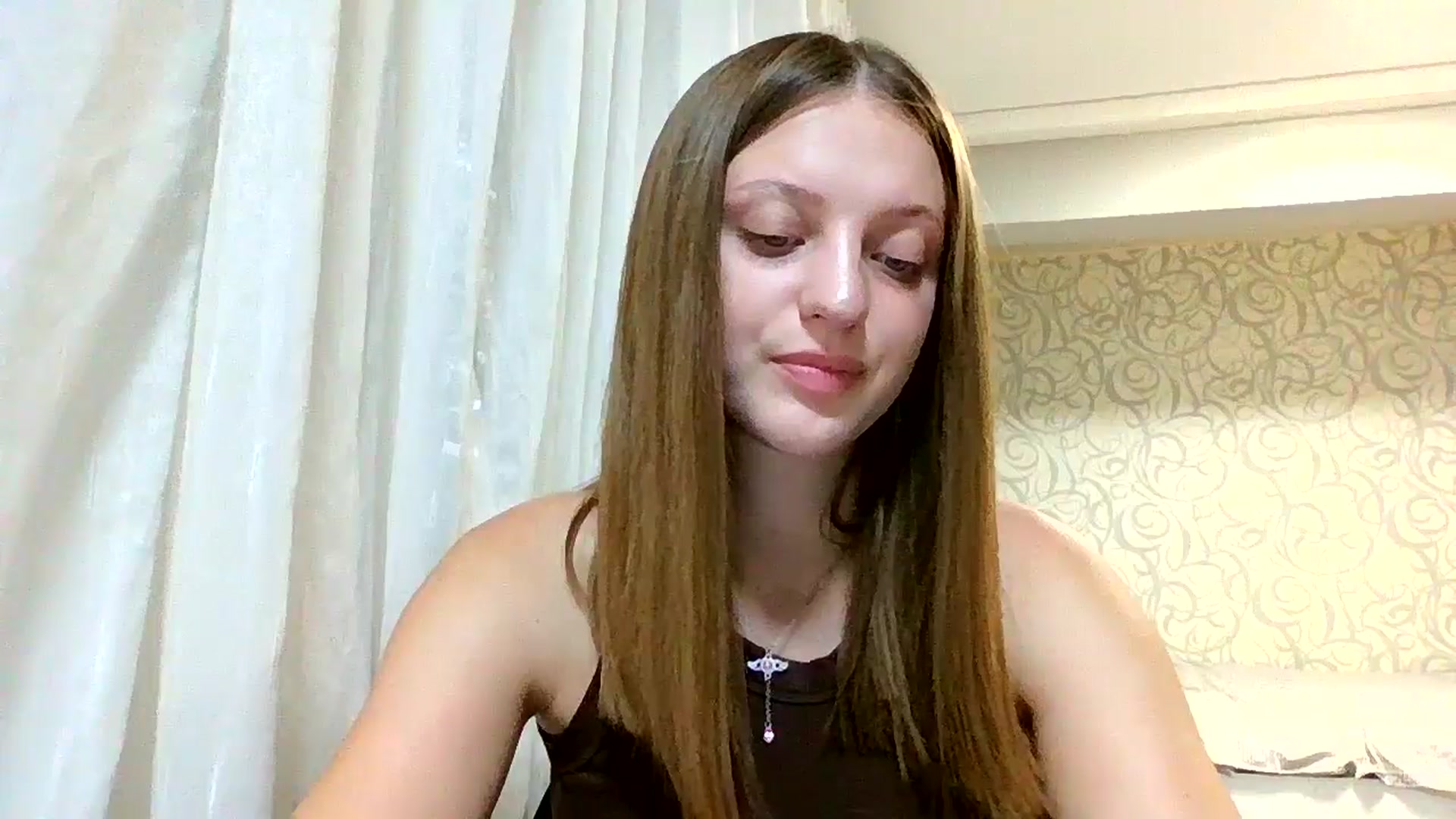 Gallery image thumbnail from Evalimi's myfreecams stream on, 09/09/2025, 14:34 image 3 of 20