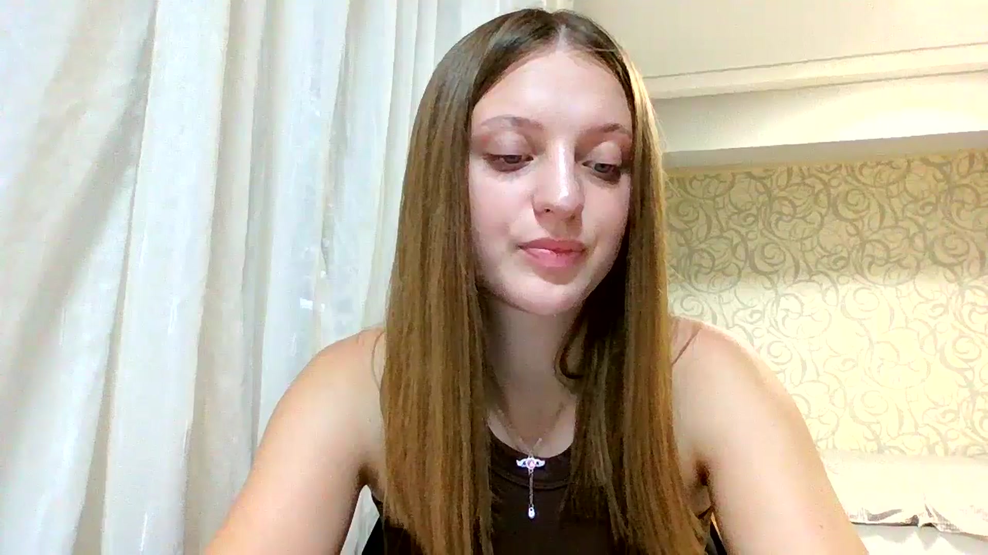 Gallery image thumbnail from Evalimi's myfreecams stream on, 09/09/2025, 14:34 image 11 of 20