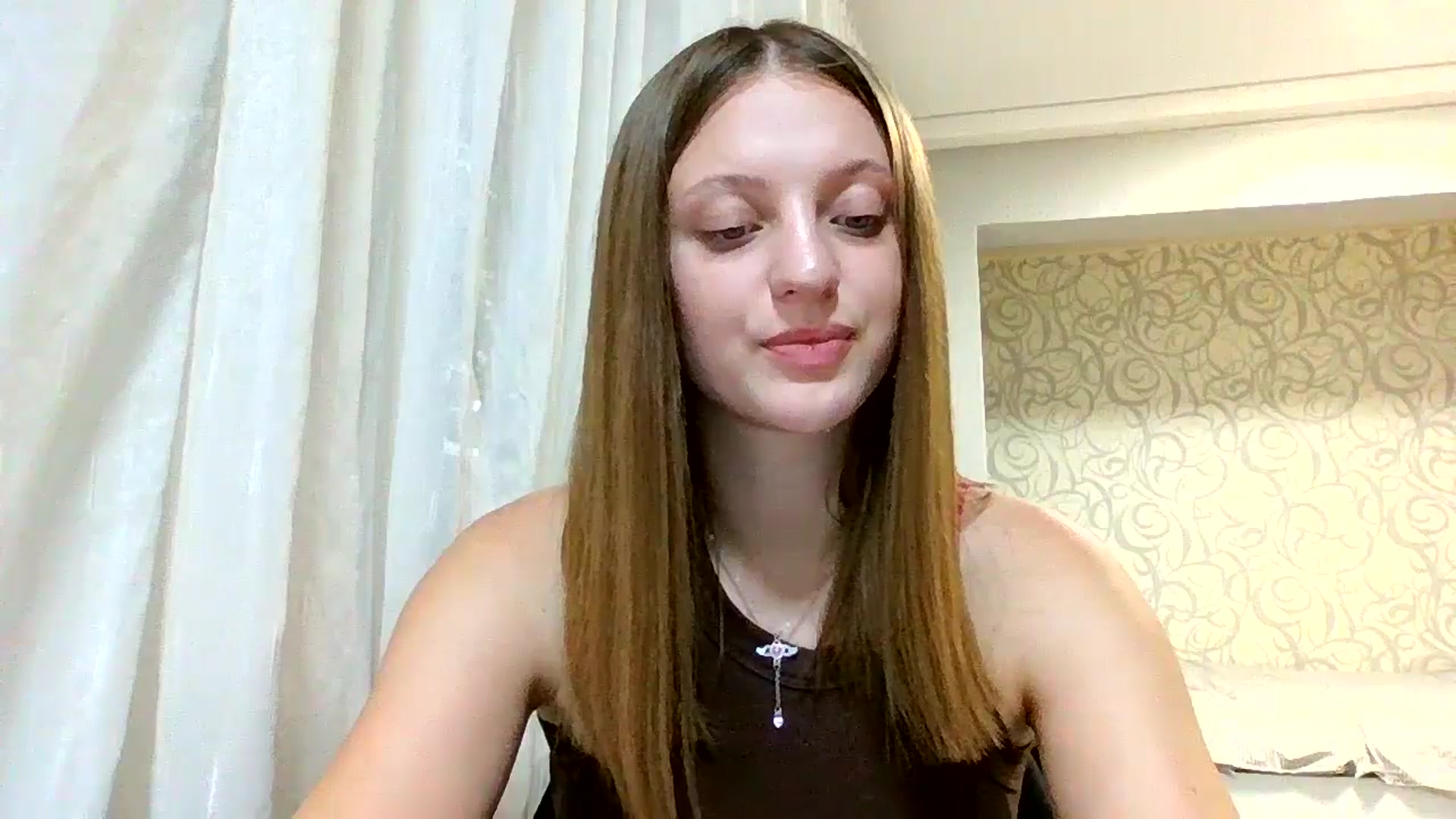 Gallery image thumbnail from Evalimi's myfreecams stream on, 09/09/2025, 14:34 image 2 of 20