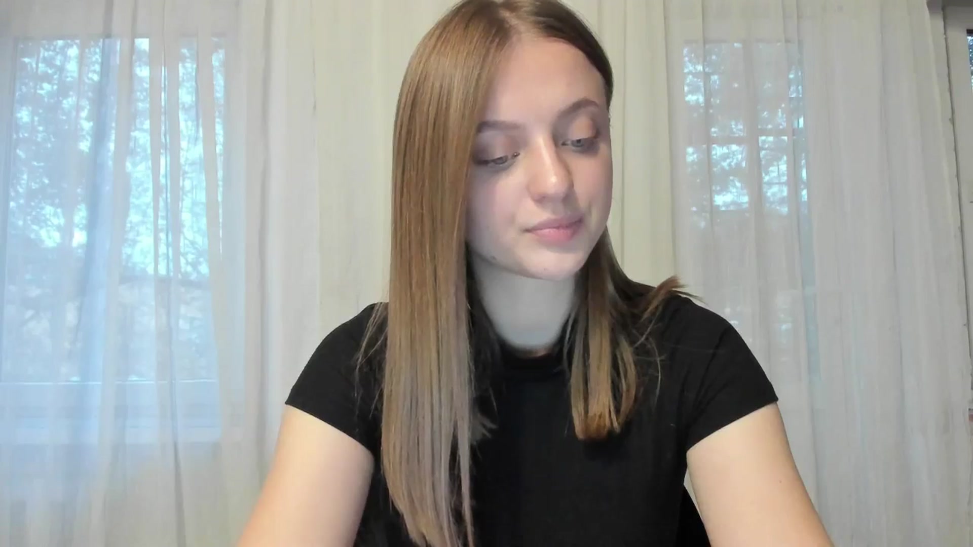 Gallery image thumbnail from Evalimi's myfreecams stream on, 09/29/2025, 15:28 image 10 of 20