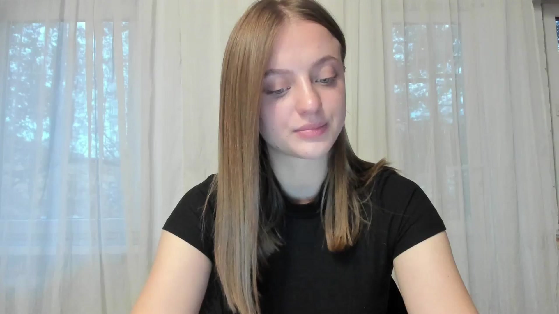Gallery image thumbnail from Evalimi's myfreecams stream on, 09/29/2025, 15:28 image 16 of 20