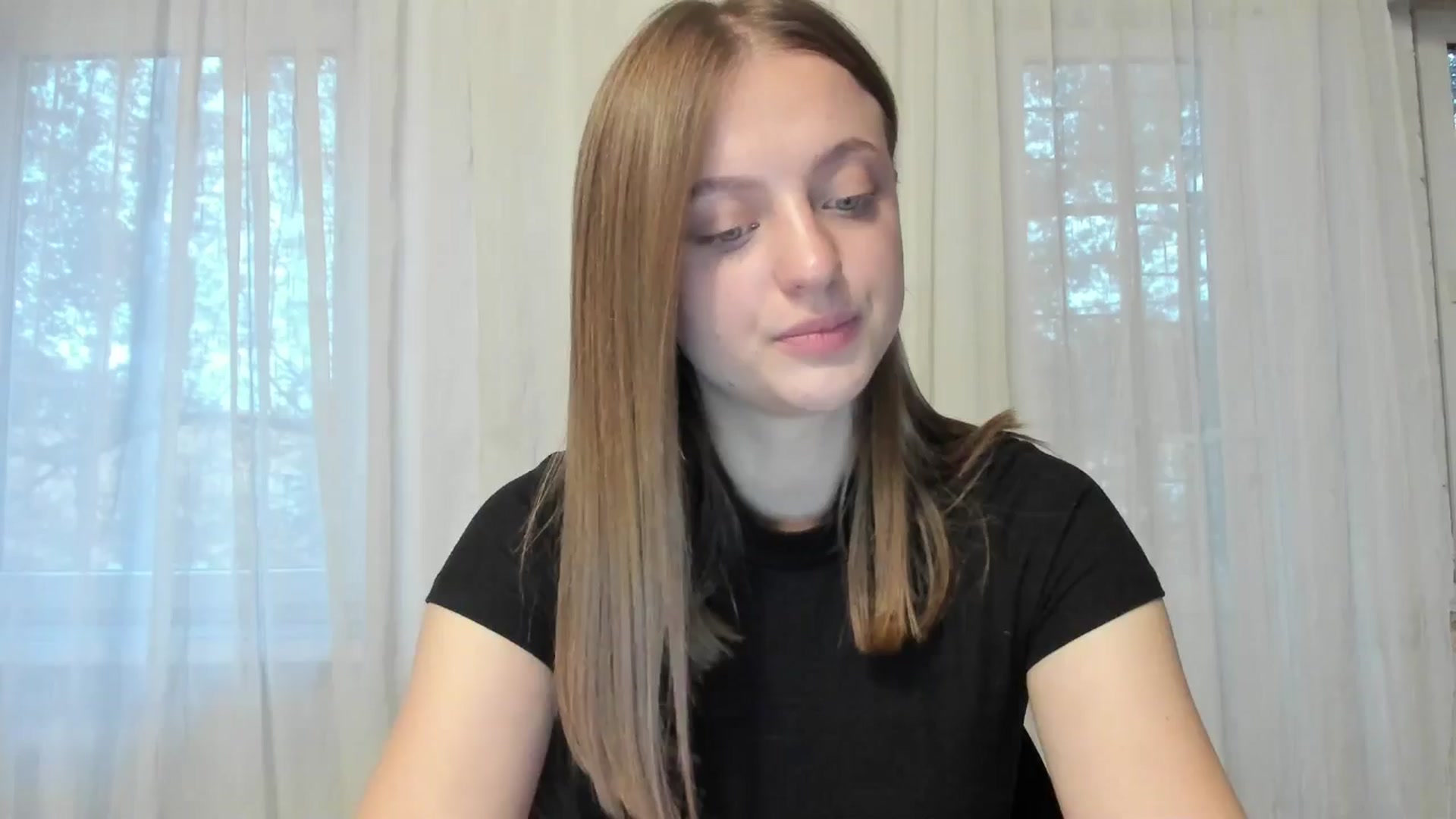 Gallery image thumbnail from Evalimi's myfreecams stream on, 09/29/2025, 15:28 image 9 of 20