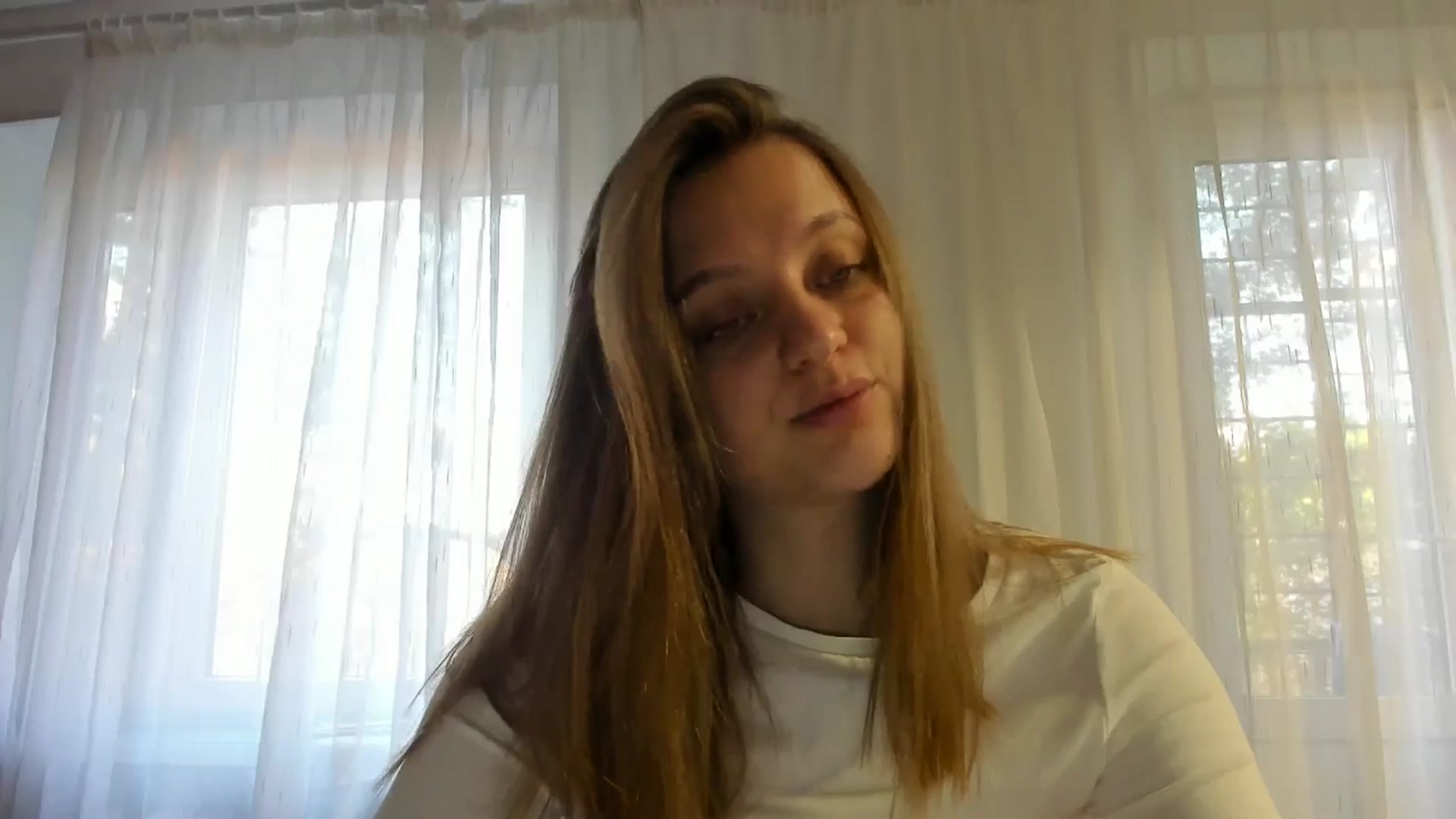Gallery image thumbnail from Evalimi's myfreecams stream on, 10/14/2025, 13:53 image 10 of 20