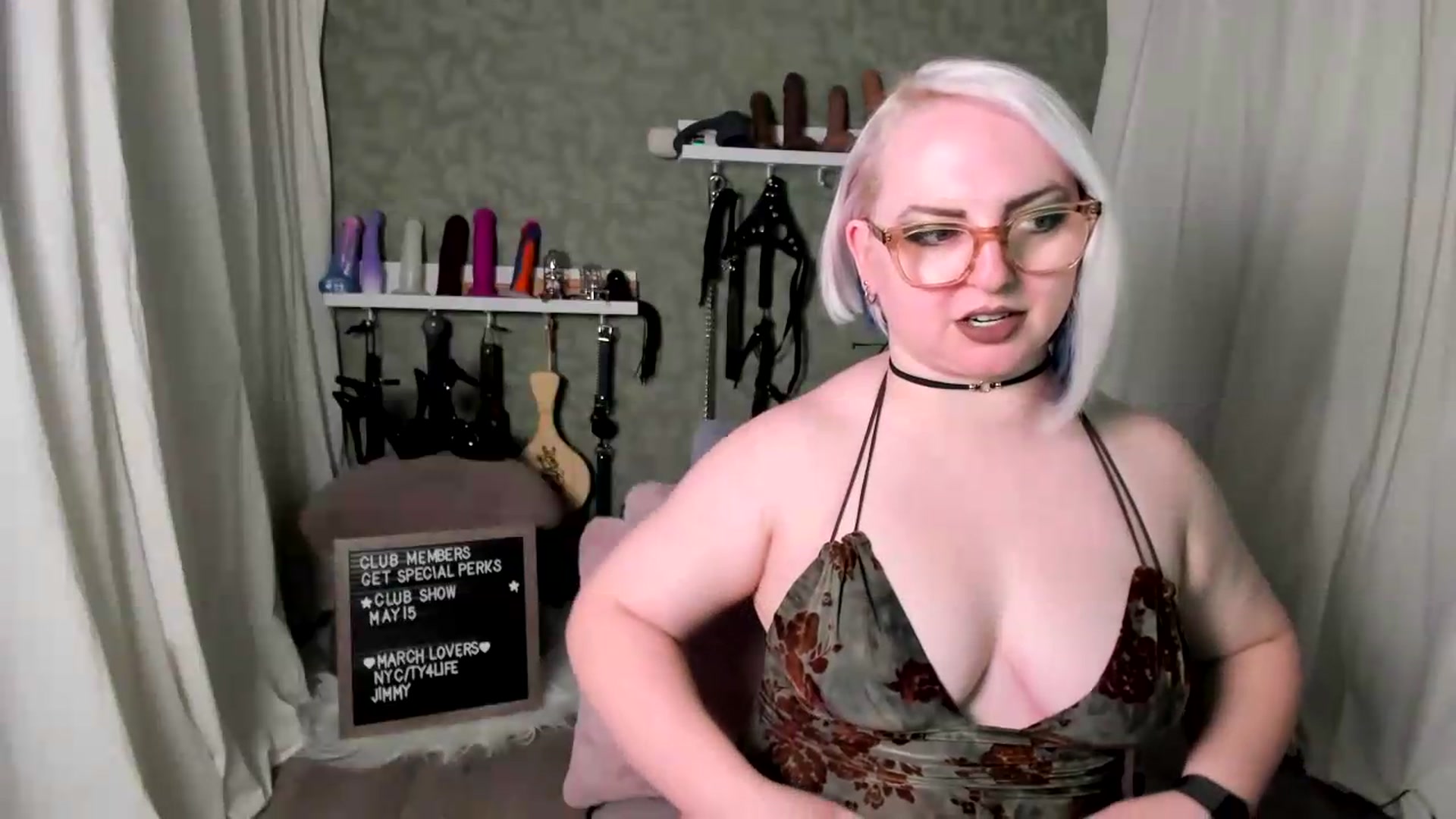 Gallery image thumbnail from EvanHarlowe's myfreecams stream on, 04/29/2026, 23:58 image 12 of 20