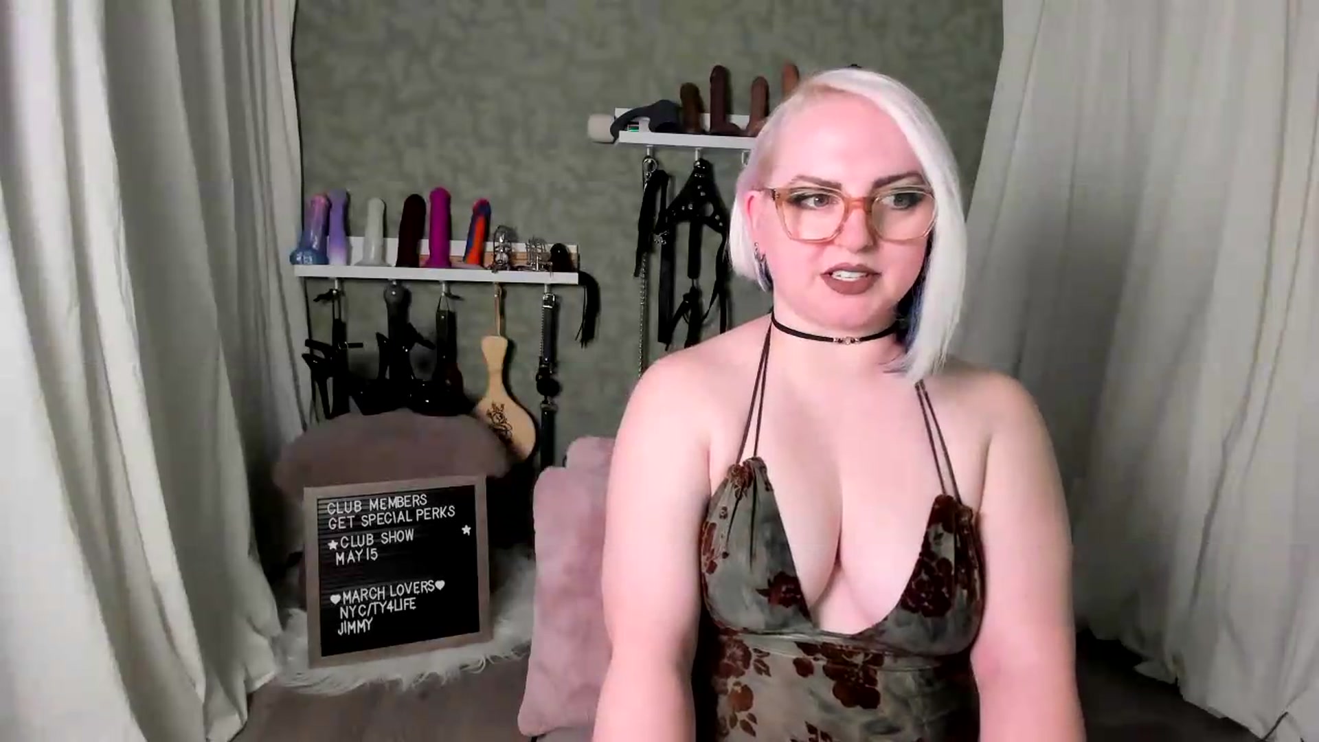 Gallery image thumbnail from EvanHarlowe's myfreecams stream on, 04/29/2026, 23:58 image 5 of 20