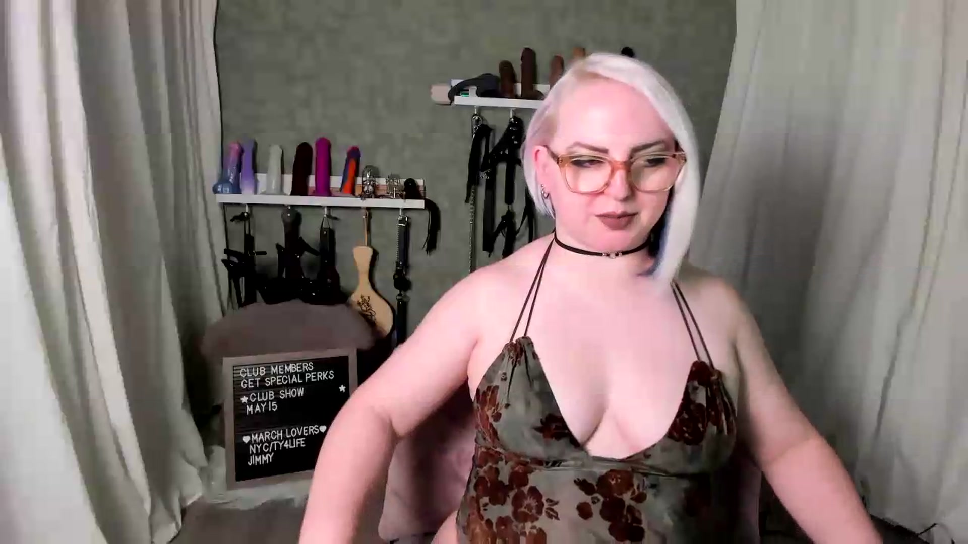 Gallery image thumbnail from EvanHarlowe's myfreecams stream on, 04/29/2026, 23:58 image 11 of 20
