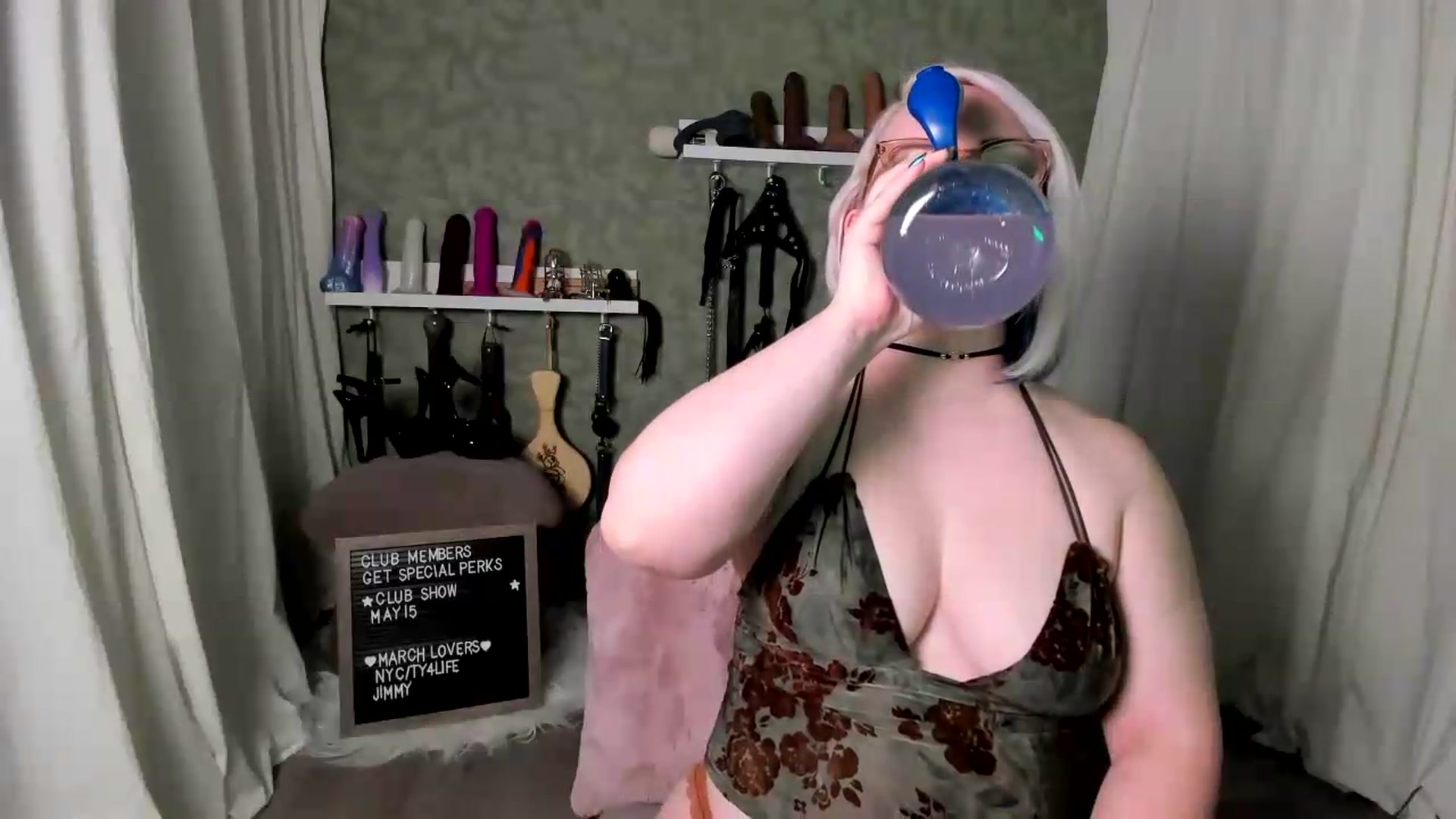 Gallery image thumbnail from EvanHarlowe's myfreecams stream on, 04/29/2026, 23:58 image 4 of 20