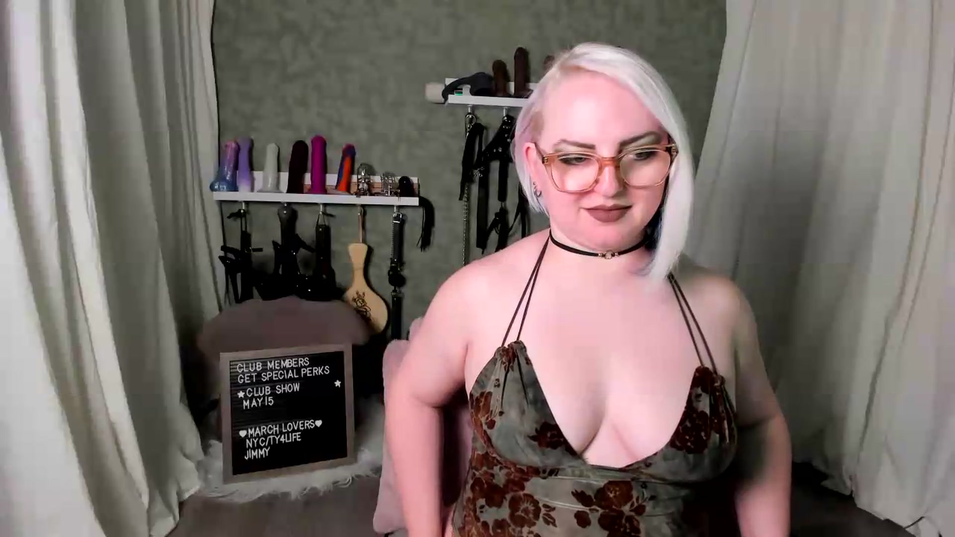Gallery image thumbnail from EvanHarlowe's myfreecams stream on, 04/29/2026, 23:58 image 10 of 20