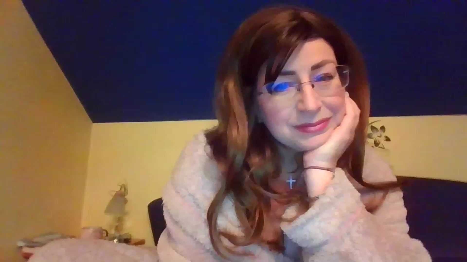Gallery image thumbnail from EveDelight's myfreecams stream on, 02/03/2023, 05:41 image 7 of 20