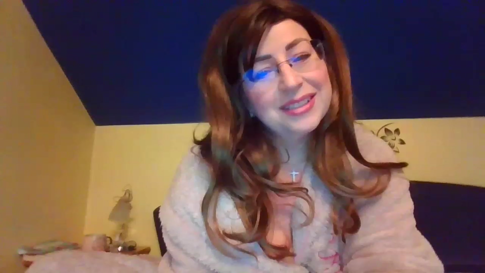 Gallery image thumbnail from EveDelight's myfreecams stream on, 02/03/2023, 05:41 image 8 of 20