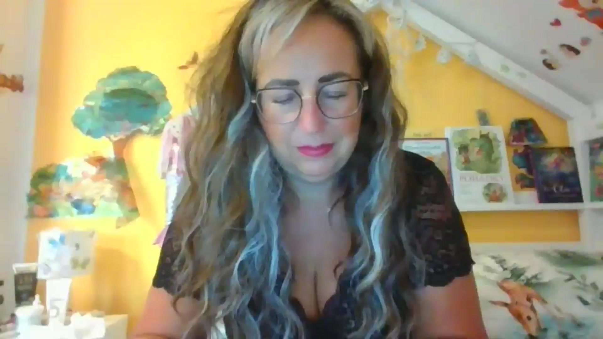 Gallery image thumbnail from EveDelight's myfreecams stream on, 09/23/2025, 07:07 image 19 of 20