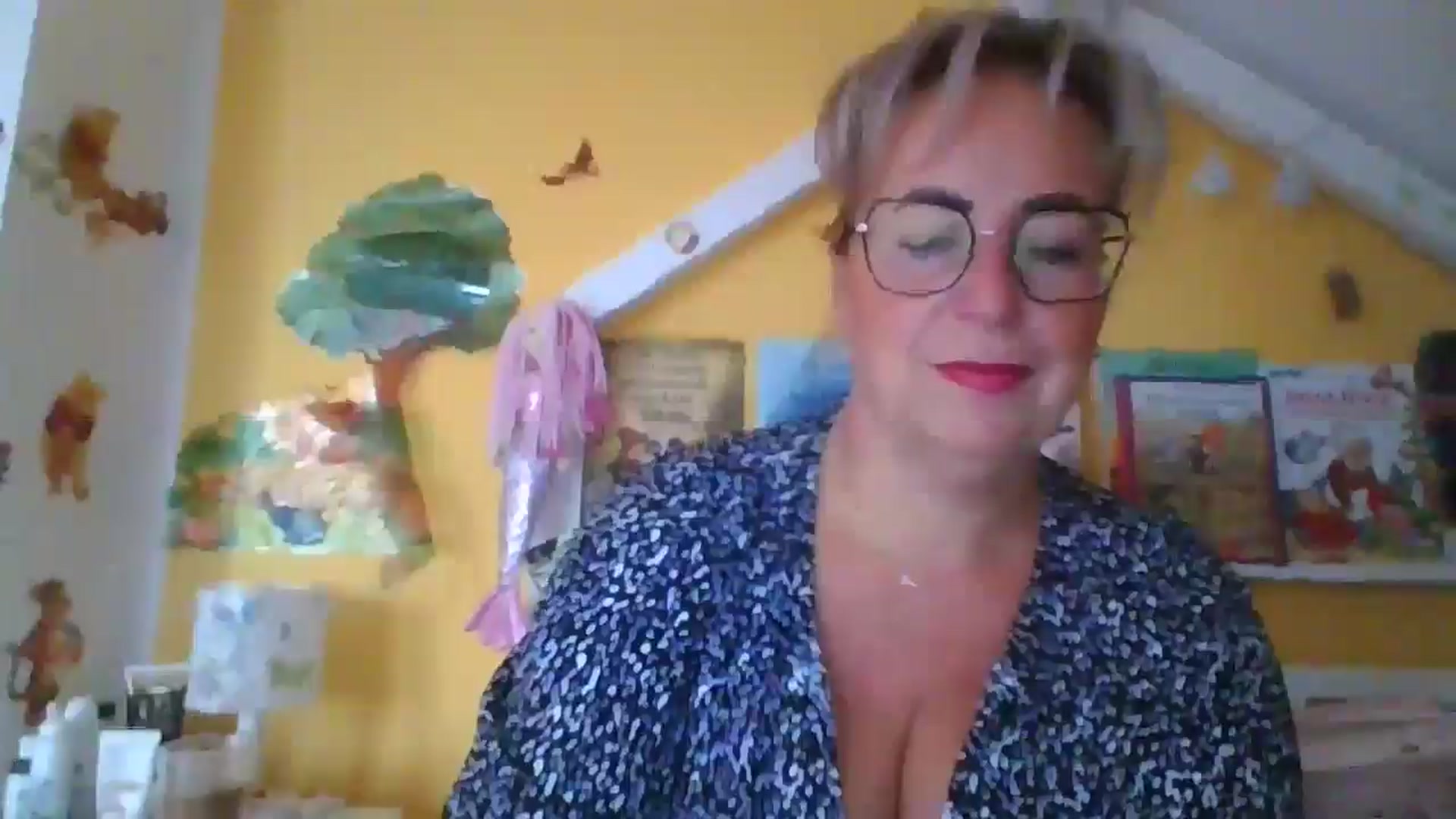 Gallery image thumbnail from EveDelight's myfreecams stream on, 09/26/2025, 07:59 image 7 of 20