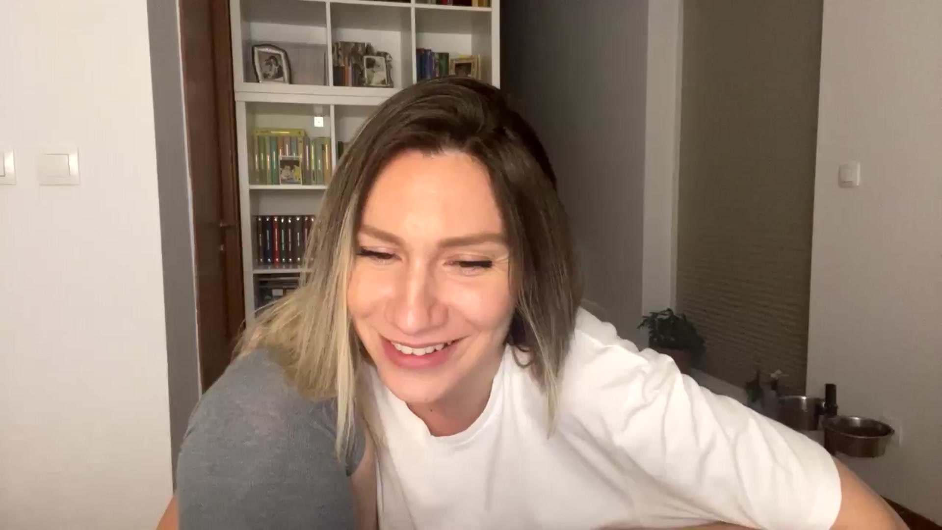 Gallery image thumbnail from EveLiciousSs's myfreecams stream on, 09/18/2024, 24:00 image 10 of 20