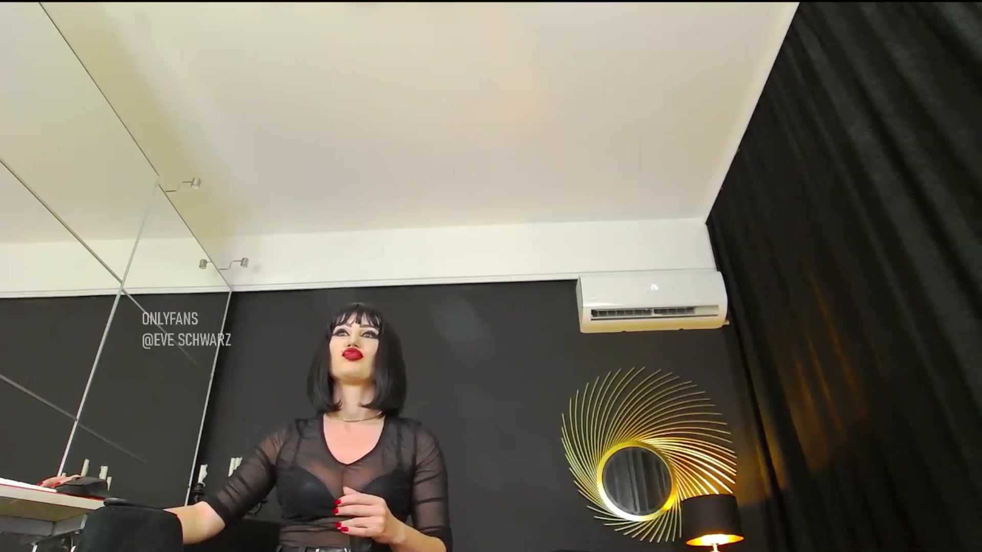 Gallery image thumbnail from EveSchwarz's myfreecams stream on, 06/30/2024, 09:13 image 5 of 20