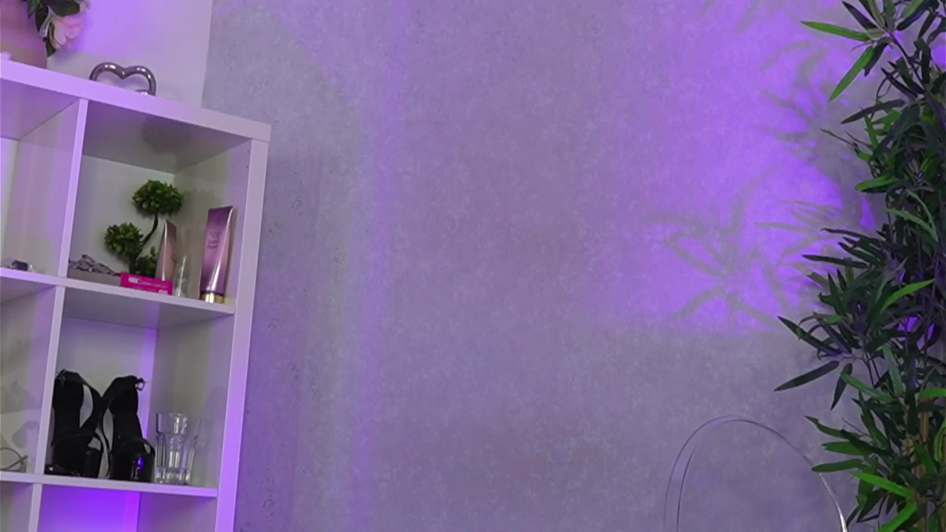 Gallery image thumbnail from EveWilder's myfreecams stream on, 05/04/2026, 12:10 image 10 of 20
