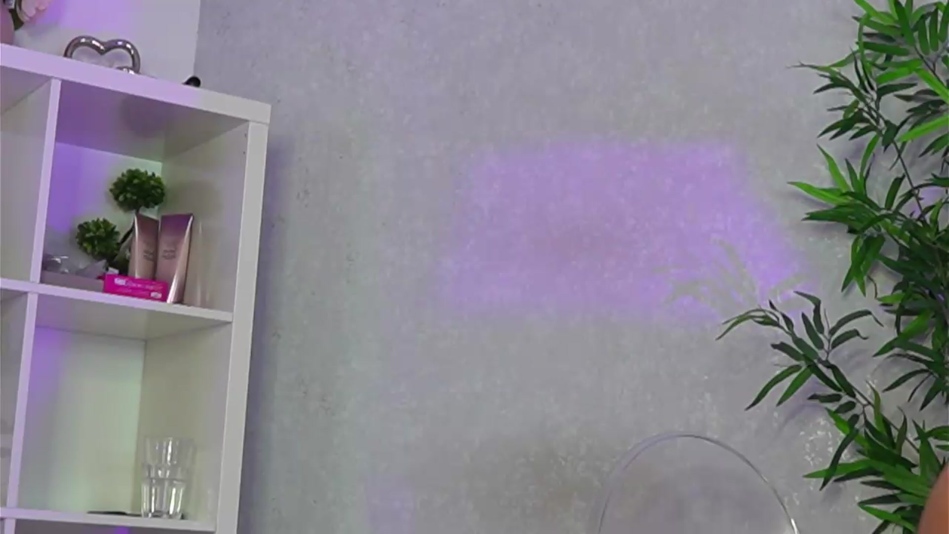 Gallery image thumbnail from EveWilder's myfreecams stream on, 06/19/2026, 12:00 image 2 of 20