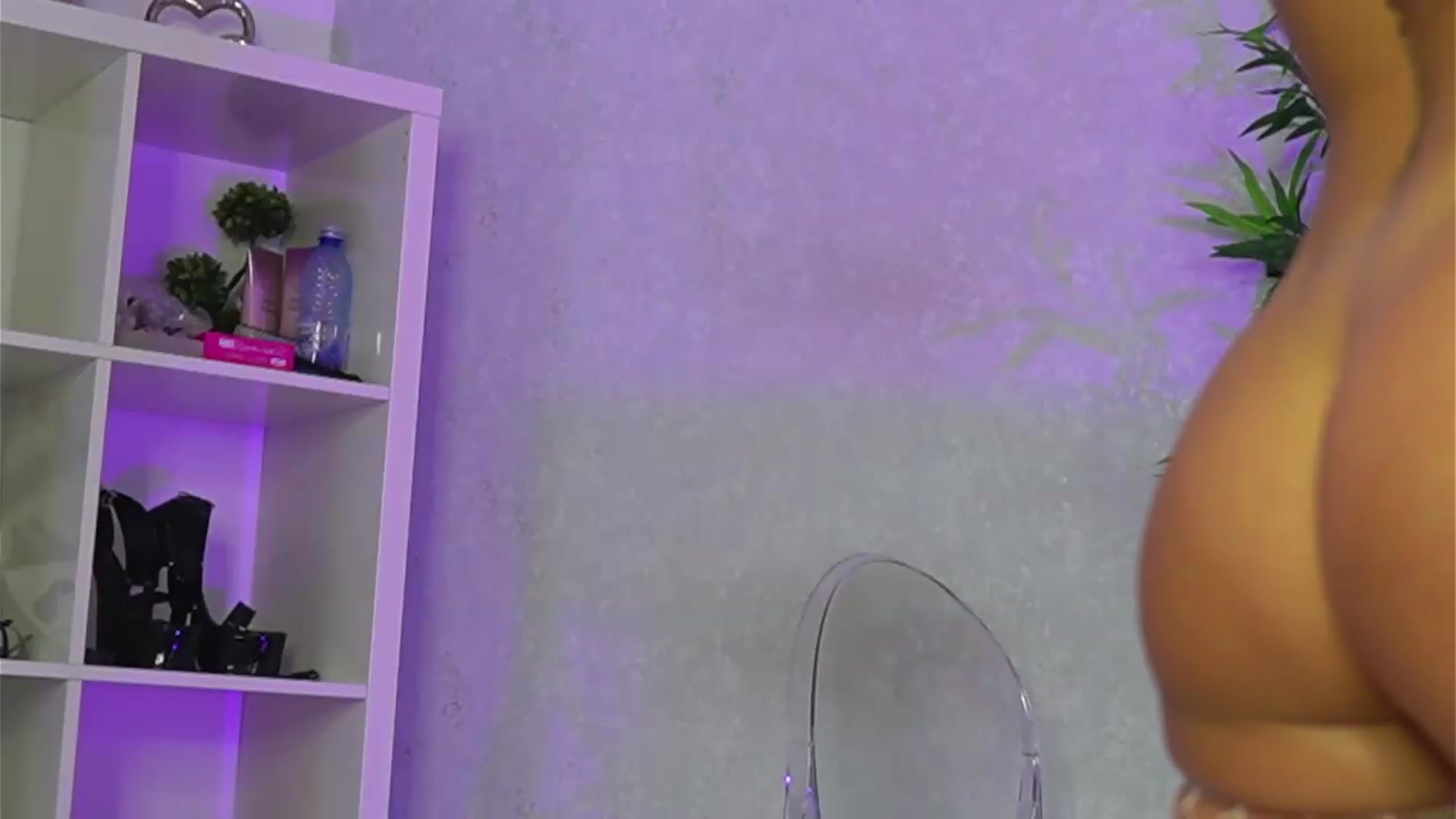 Gallery image thumbnail from EveWilder's myfreecams stream on, 06/23/2026, 12:20 image 19 of 20