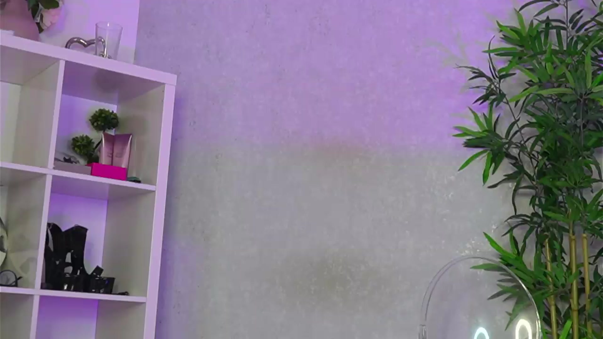 Gallery image thumbnail from EveWilder's myfreecams stream on, 07/22/2026, 11:49 image 13 of 20