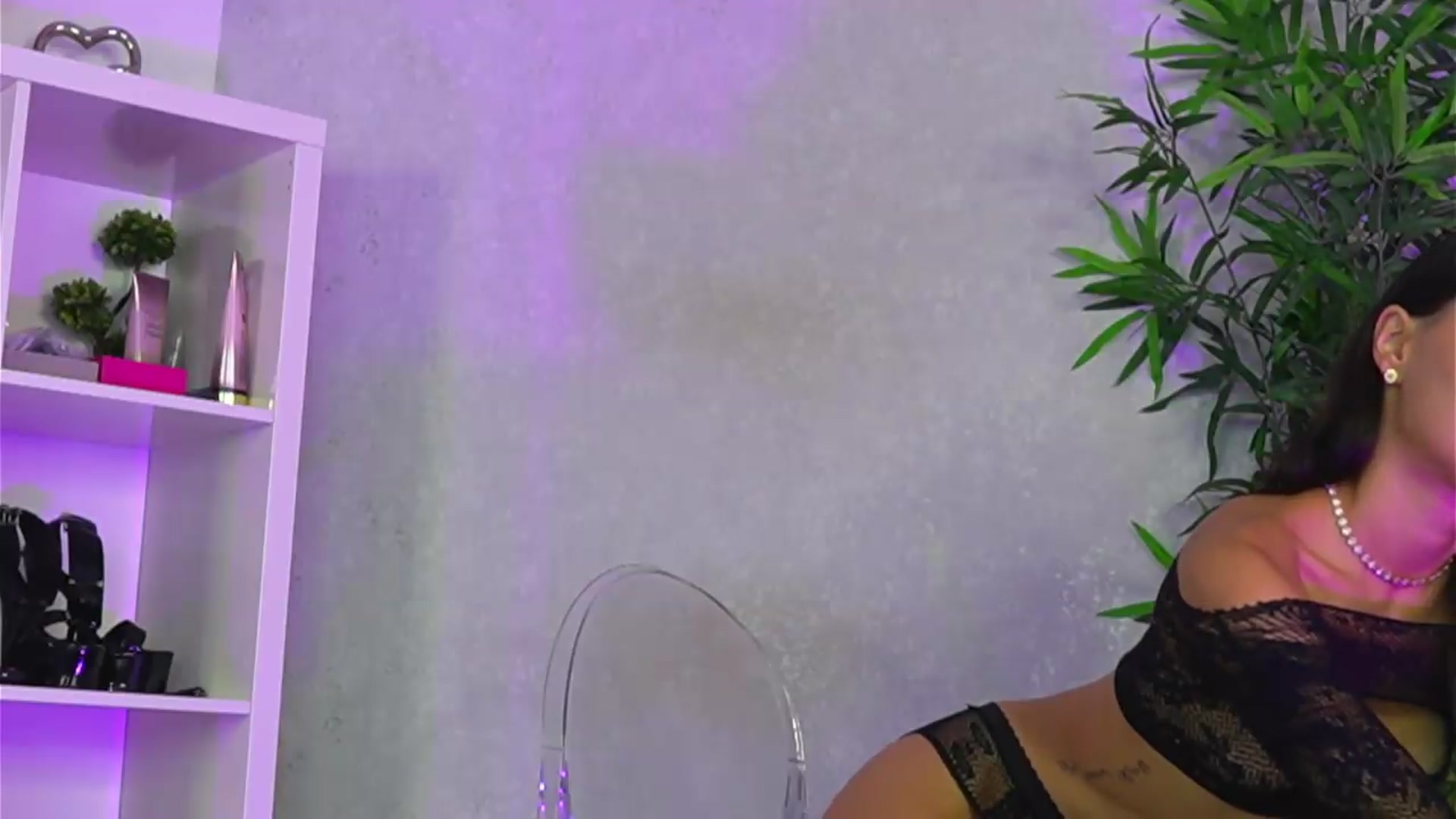 Gallery image thumbnail from EveWilder's myfreecams stream on, 07/31/2026, 12:07 image 6 of 20