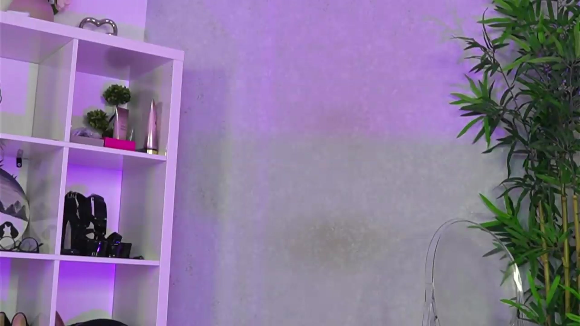 Gallery image thumbnail from EveWilder's myfreecams stream on, 07/31/2026, 12:07 image 10 of 20