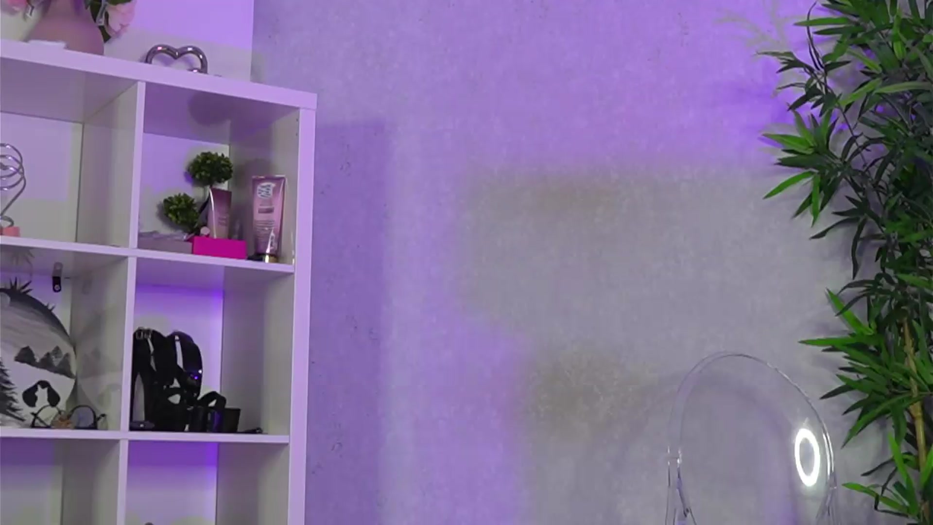 Gallery image thumbnail from EveWilder's myfreecams stream on, 08/12/2026, 11:47 image 2 of 20