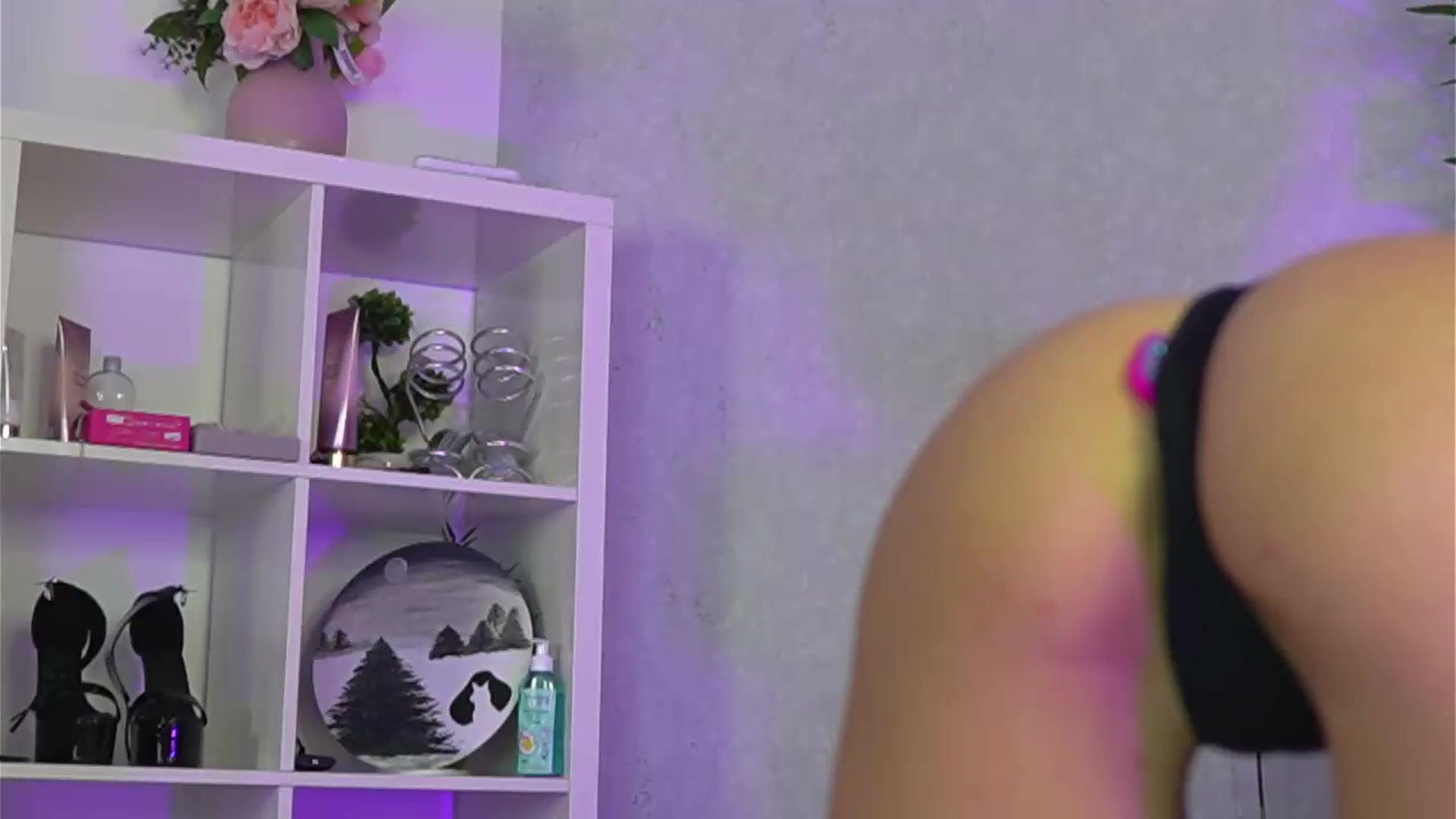 Gallery image thumbnail from EveWilder's myfreecams stream on, 09/02/2026, 11:48 image 2 of 20