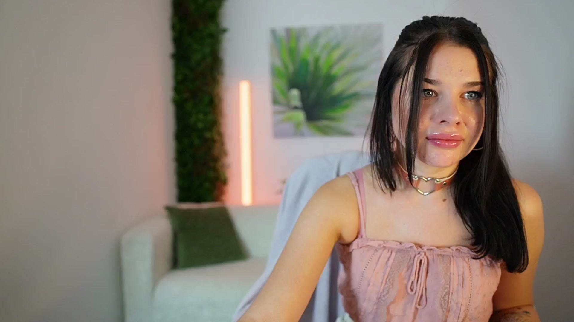 Gallery image thumbnail from Eve_Bardot's myfreecams stream on, 10/22/2024, 14:46 image 3 of 20