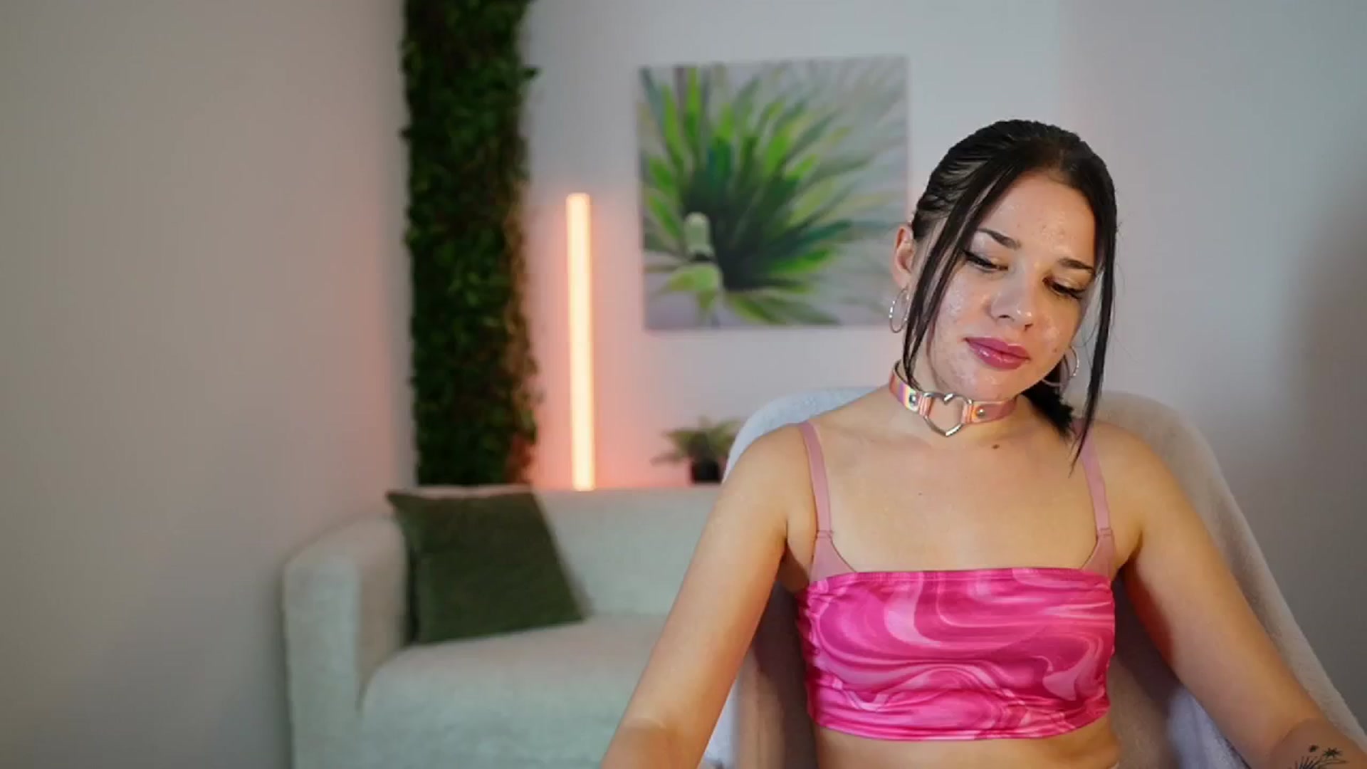 Gallery image thumbnail from Eve_Bardot's myfreecams stream on, 10/23/2024, 17:36 image 5 of 20