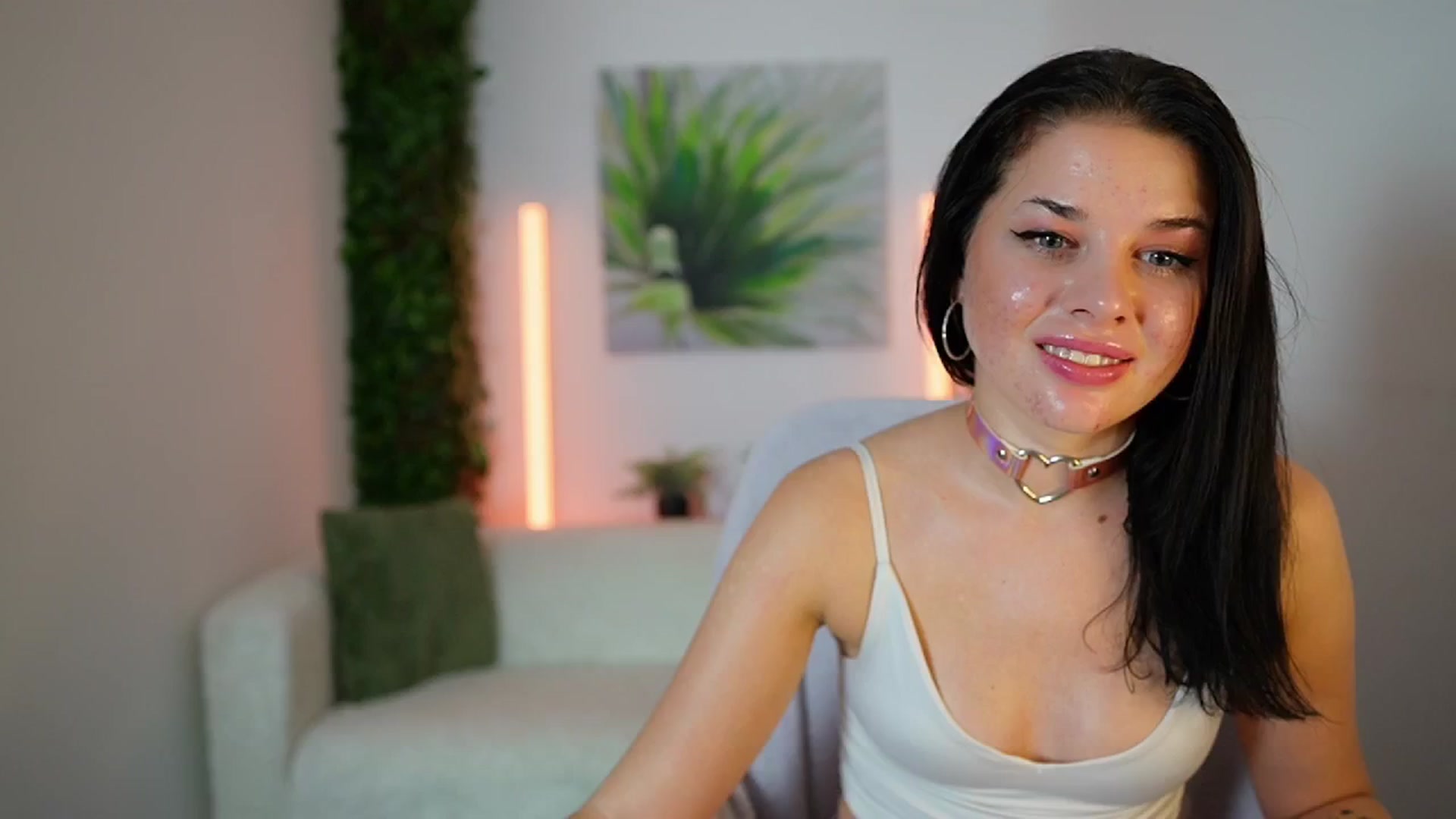 Gallery image thumbnail from Eve_Bardot's myfreecams stream on, 10/24/2024, 18:04 image 17 of 20