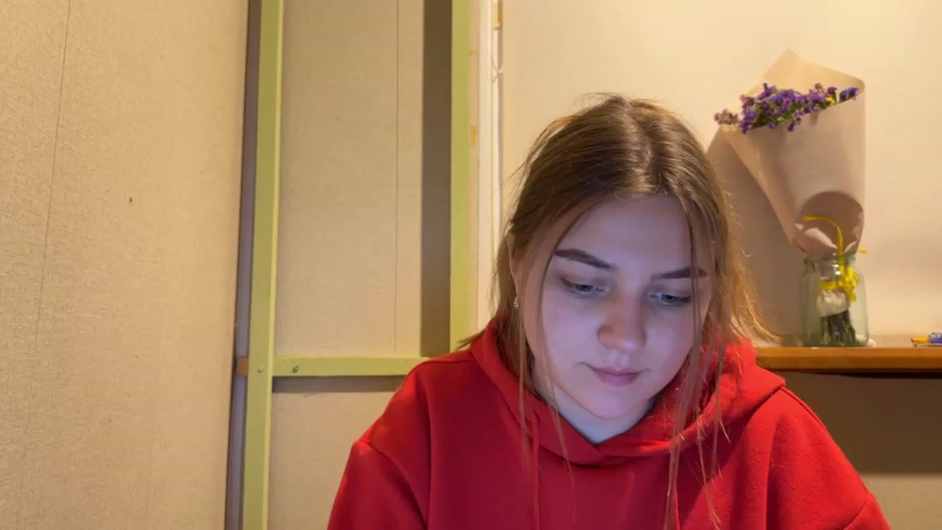 Gallery image thumbnail from Eve_Olive's myfreecams stream on, 10/16/2023, 21:35 image 6 of 20
