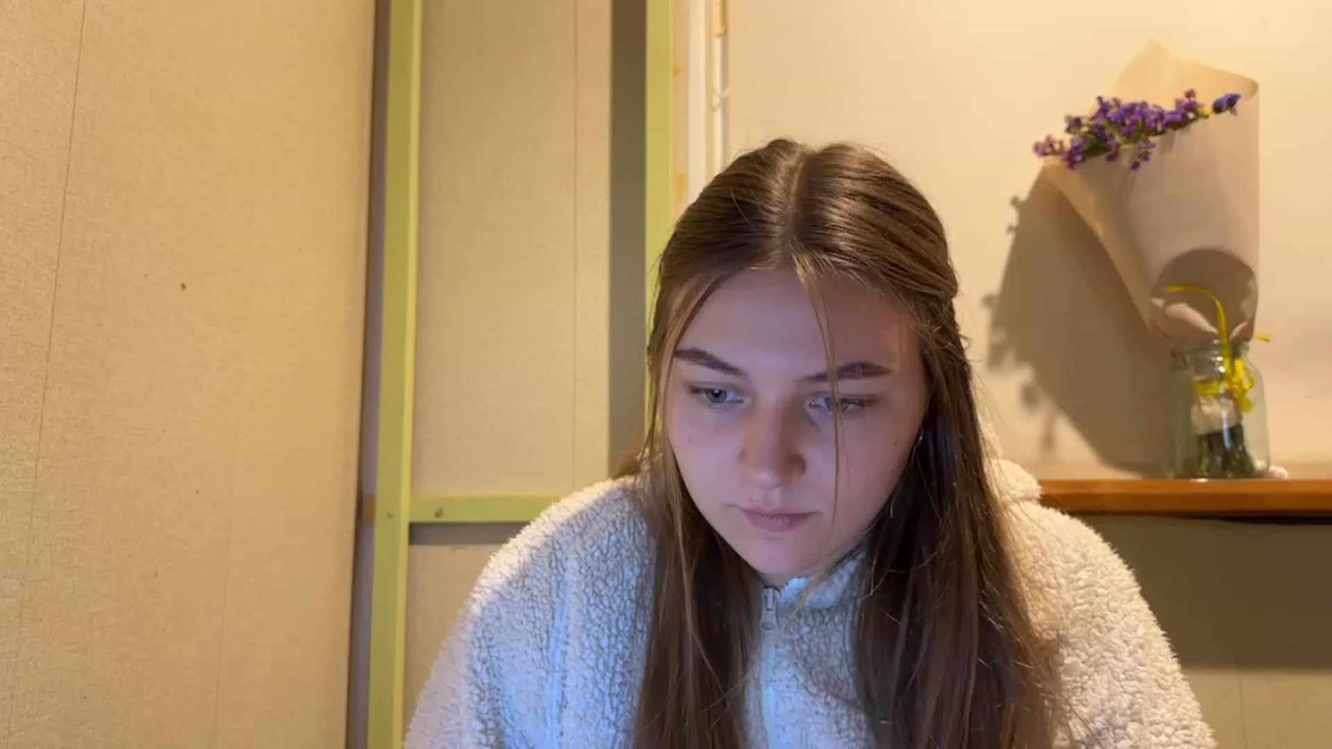 Gallery image thumbnail from Eve_Olive's myfreecams stream on, 10/17/2023, 21:44 image 3 of 20