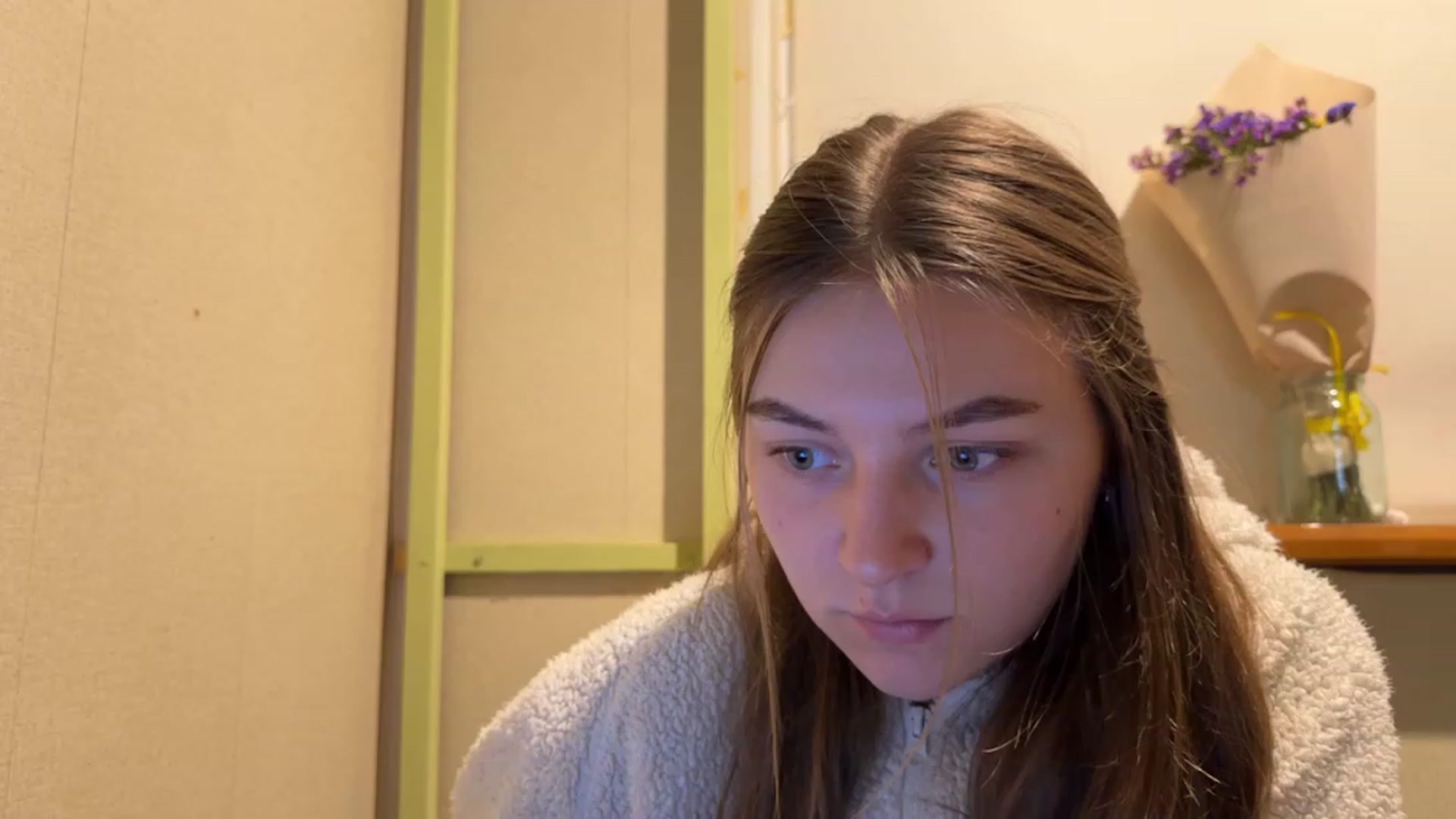 Gallery image thumbnail from Eve_Olive's myfreecams stream on, 10/17/2023, 21:44 image 14 of 20