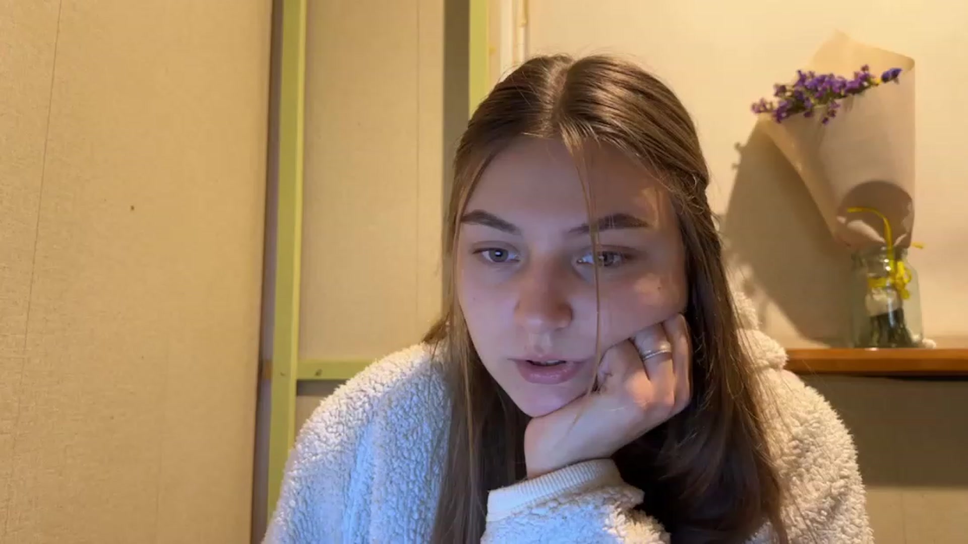 Gallery image thumbnail from Eve_Olive's myfreecams stream on, 10/17/2023, 21:44 image 5 of 20