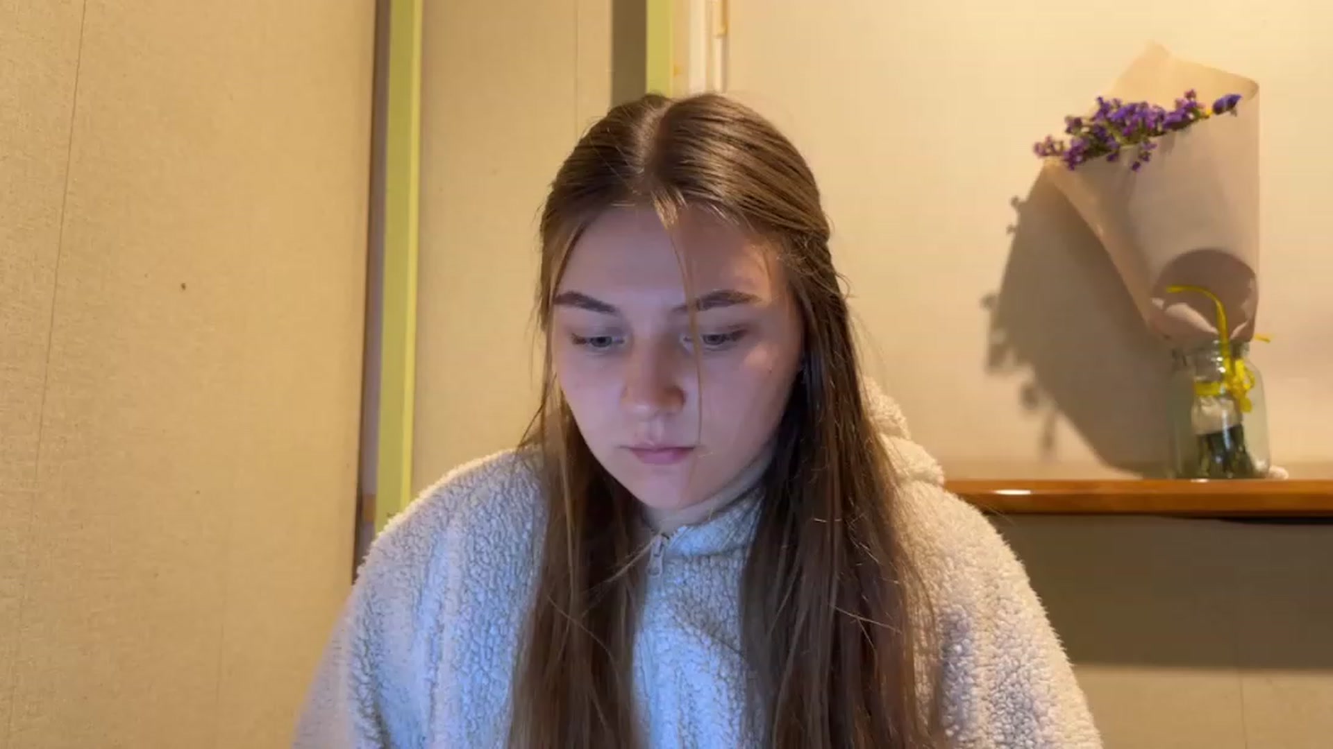 Gallery image thumbnail from Eve_Olive's myfreecams stream on, 10/17/2023, 21:44 image 10 of 20