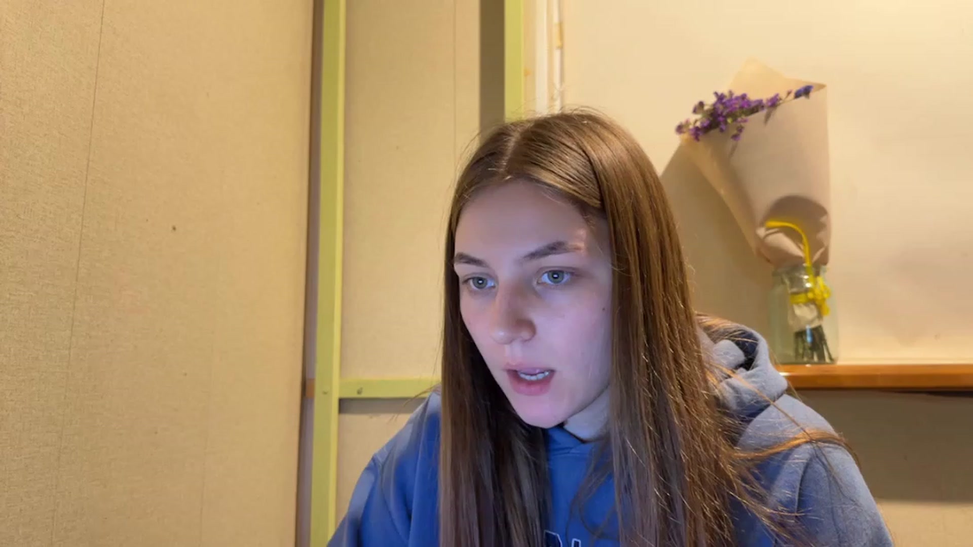 Gallery image thumbnail from Eve_Olive's myfreecams stream on, 10/19/2023, 23:15 image 13 of 20