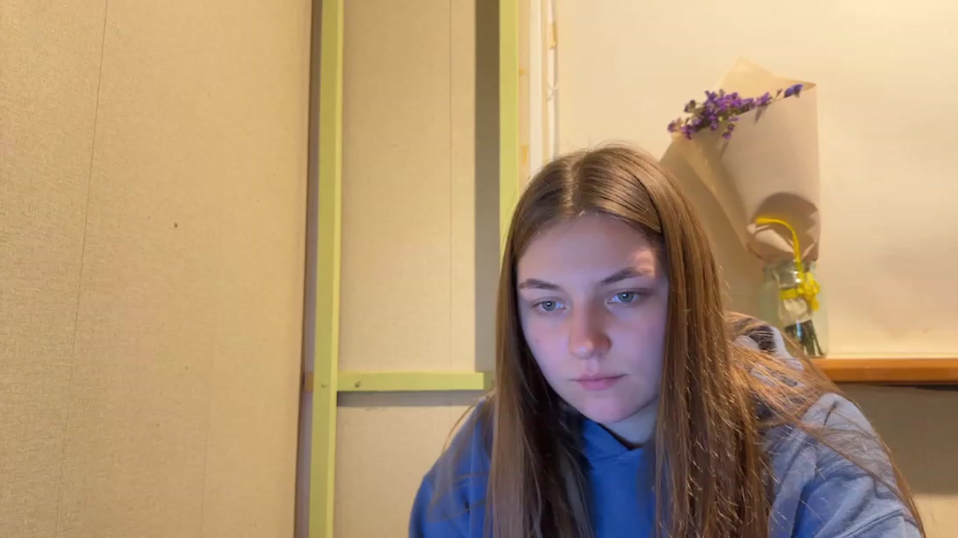Gallery image thumbnail from Eve_Olive's myfreecams stream on, 10/19/2023, 23:15 image 1 of 20