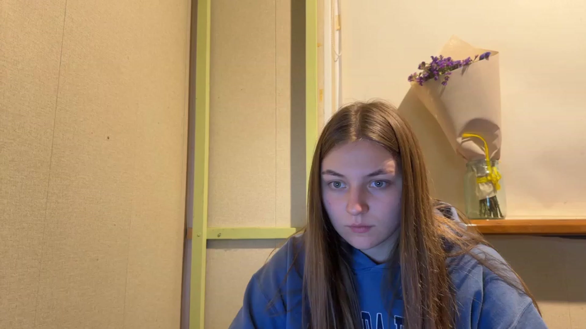 Gallery image thumbnail from Eve_Olive's myfreecams stream on, 10/19/2023, 23:15 image 3 of 20