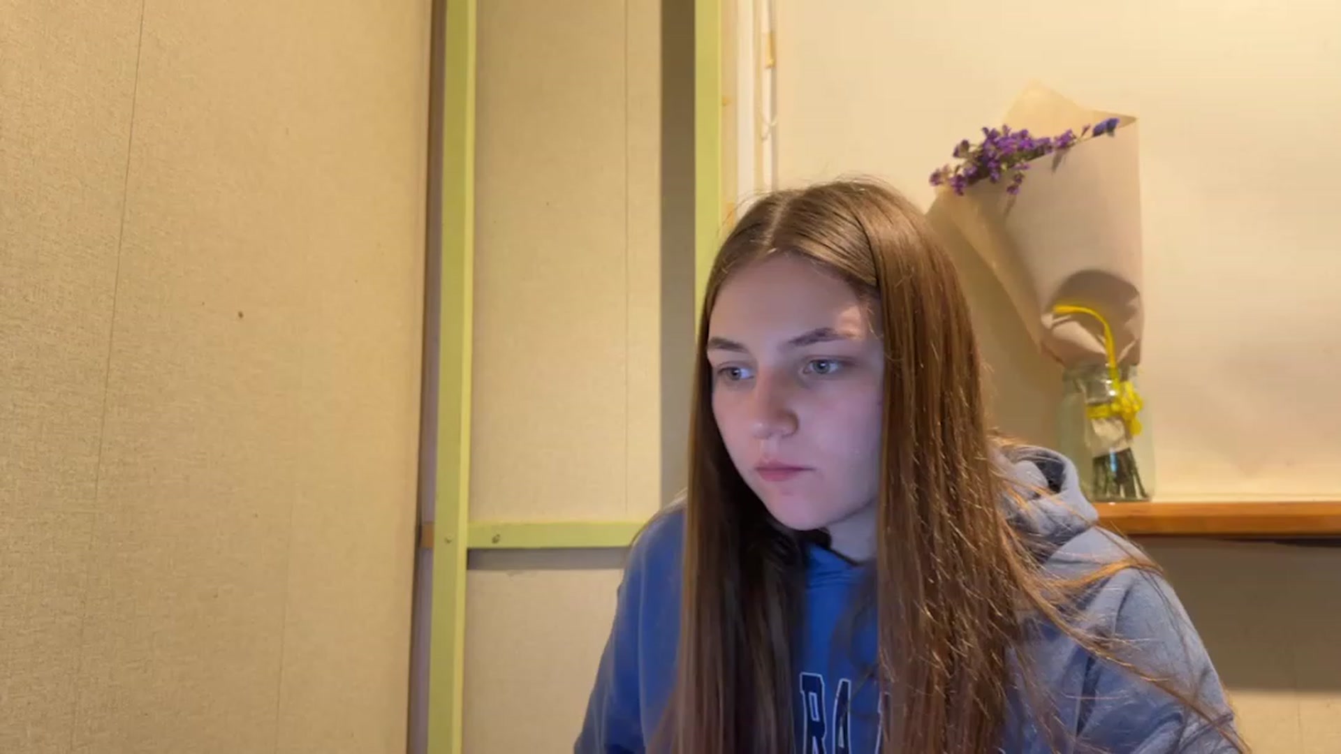 Gallery image thumbnail from Eve_Olive's myfreecams stream on, 10/19/2023, 23:15 image 12 of 20