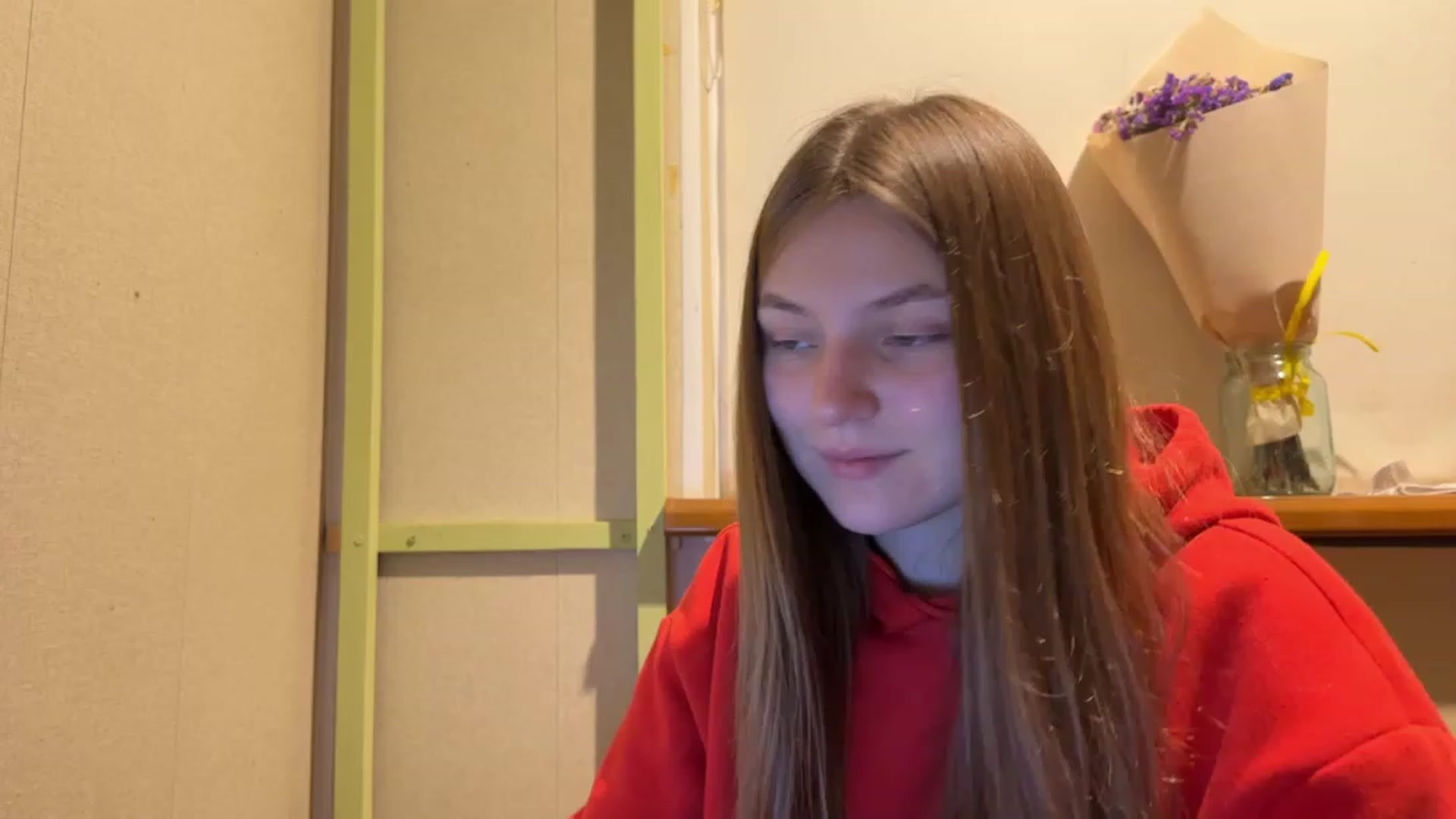 Gallery image thumbnail from Eve_Olive's myfreecams stream on, 10/27/2023, 23:34 image 14 of 20