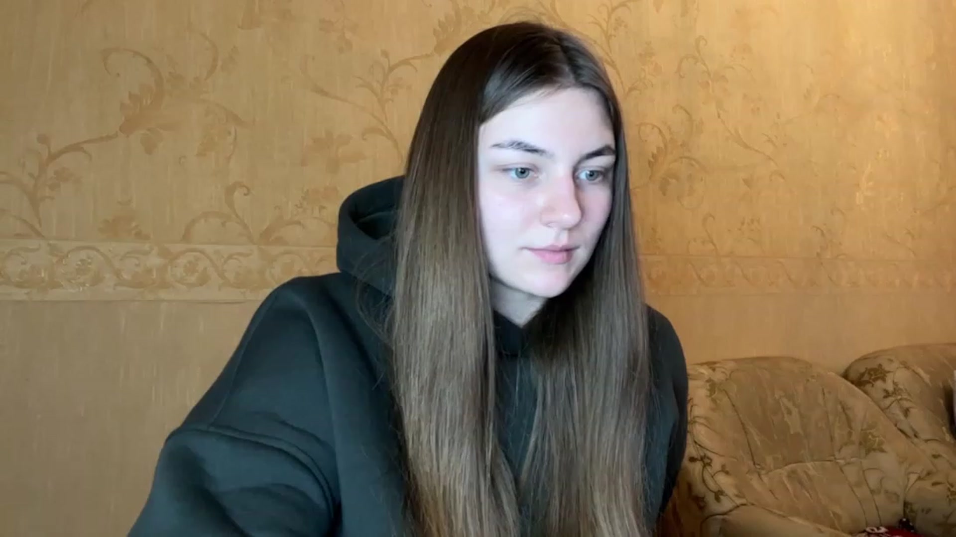 Gallery image thumbnail from Eve_Olive's myfreecams stream on, 11/20/2023, 24:59 image 19 of 20