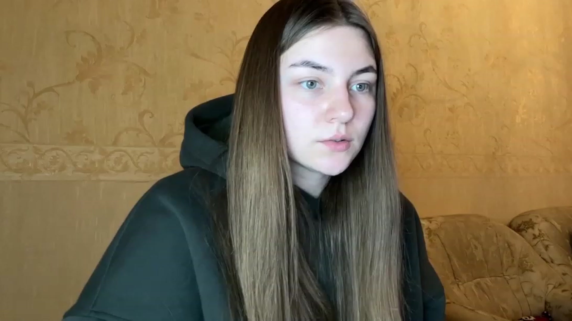 Gallery image thumbnail from Eve_Olive's myfreecams stream on, 11/20/2023, 24:59 image 15 of 20