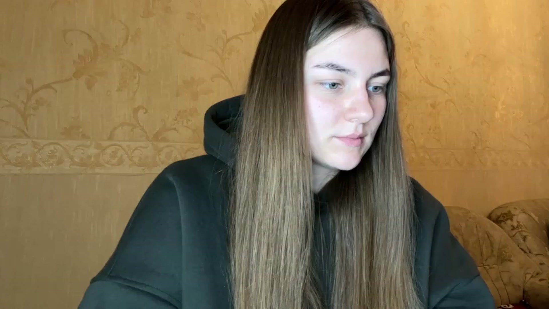 Gallery image thumbnail from Eve_Olive's myfreecams stream on, 11/20/2023, 24:59 image 10 of 20