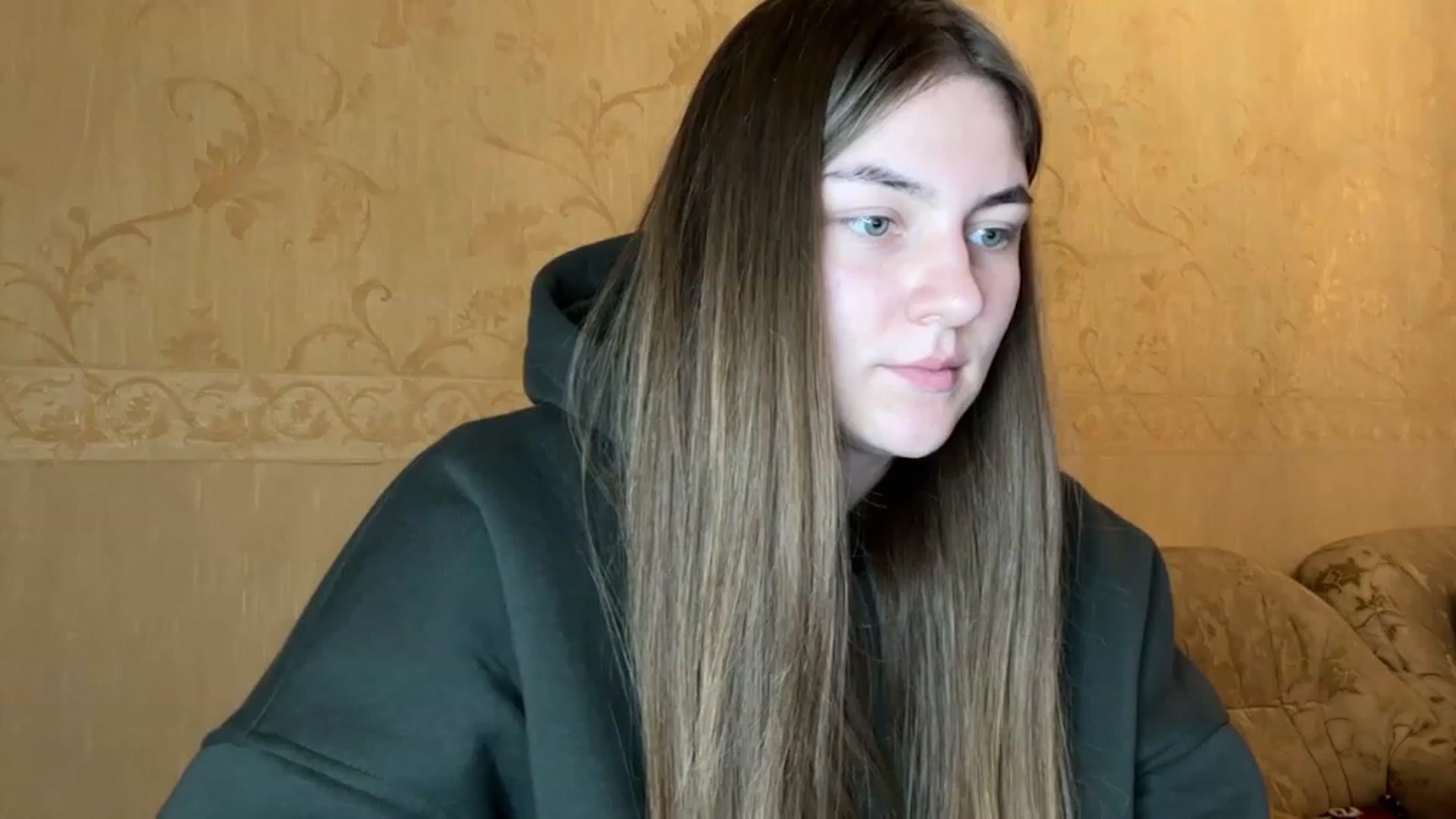 Gallery image thumbnail from Eve_Olive's myfreecams stream on, 11/20/2023, 24:59 image 4 of 20
